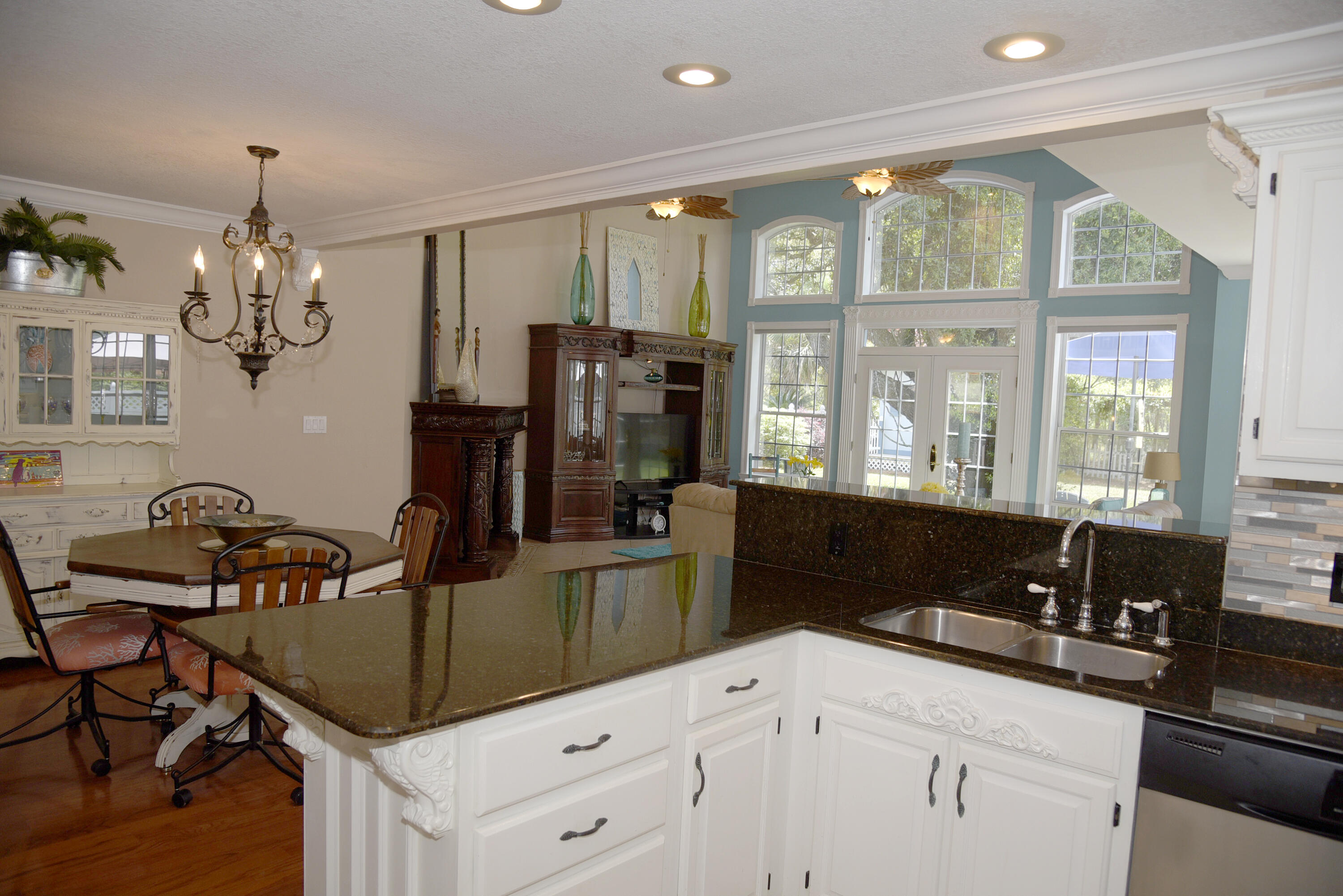 RAINTREE ESTATES - Residential