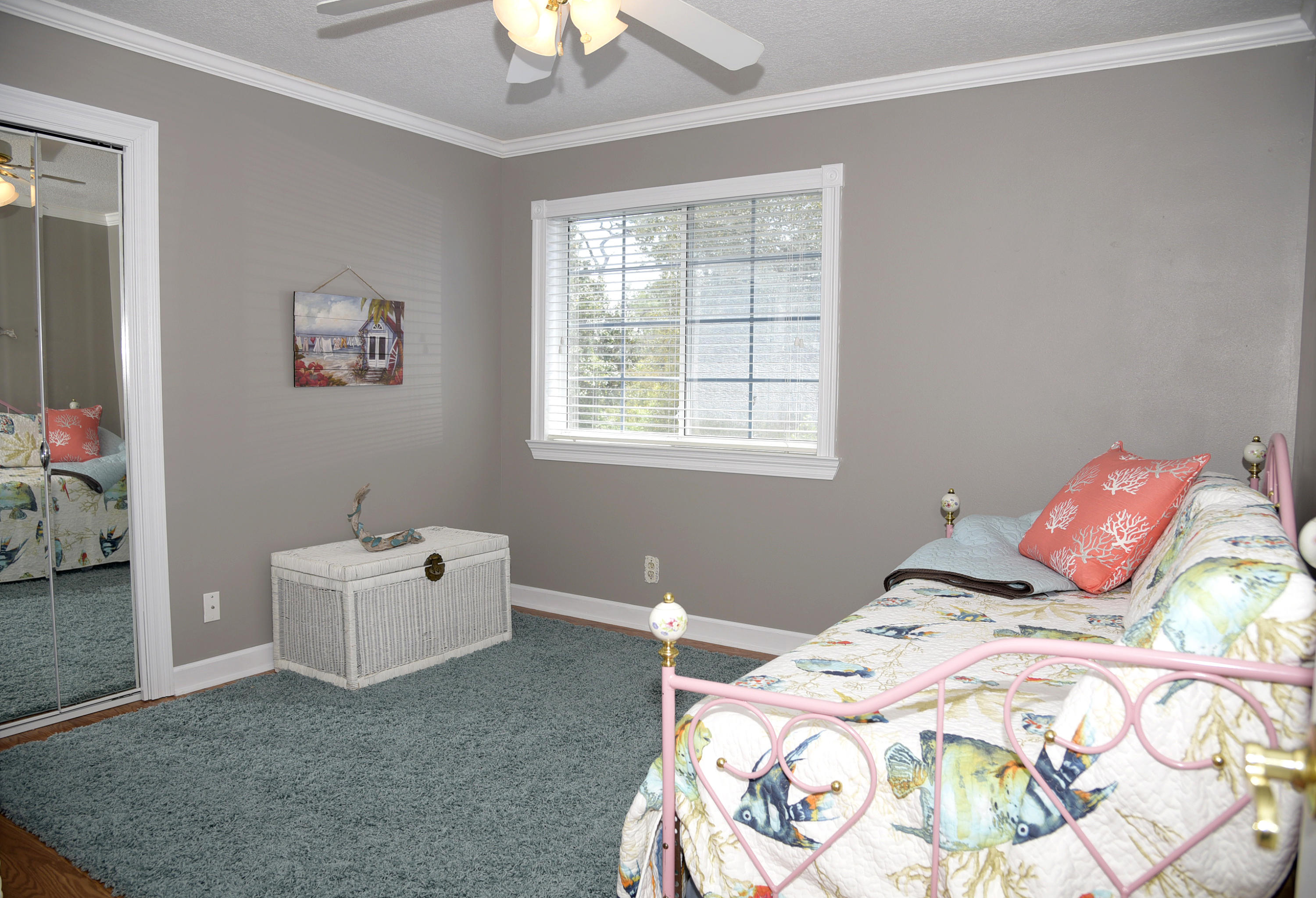 RAINTREE ESTATES - Residential