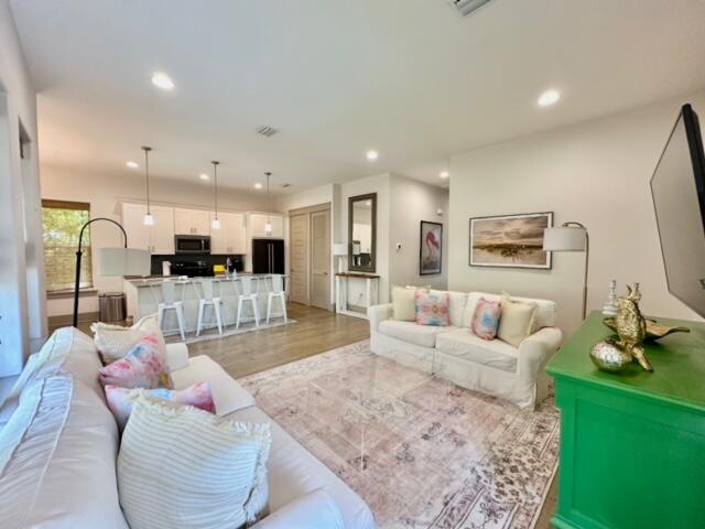 FRANGISTA BEACH 2ND ADDN - Residential Lease