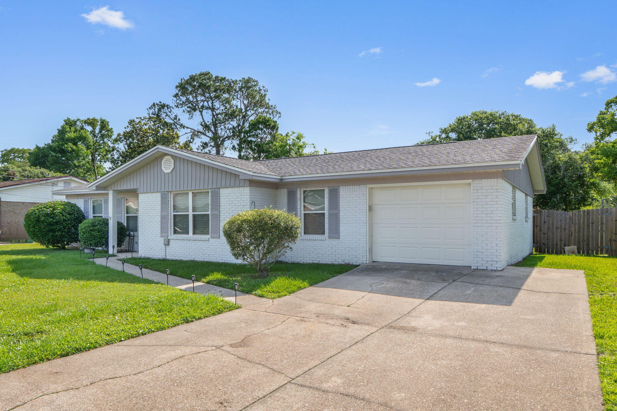 MIRAMAR ESTATES 4TH ADDN - Residential