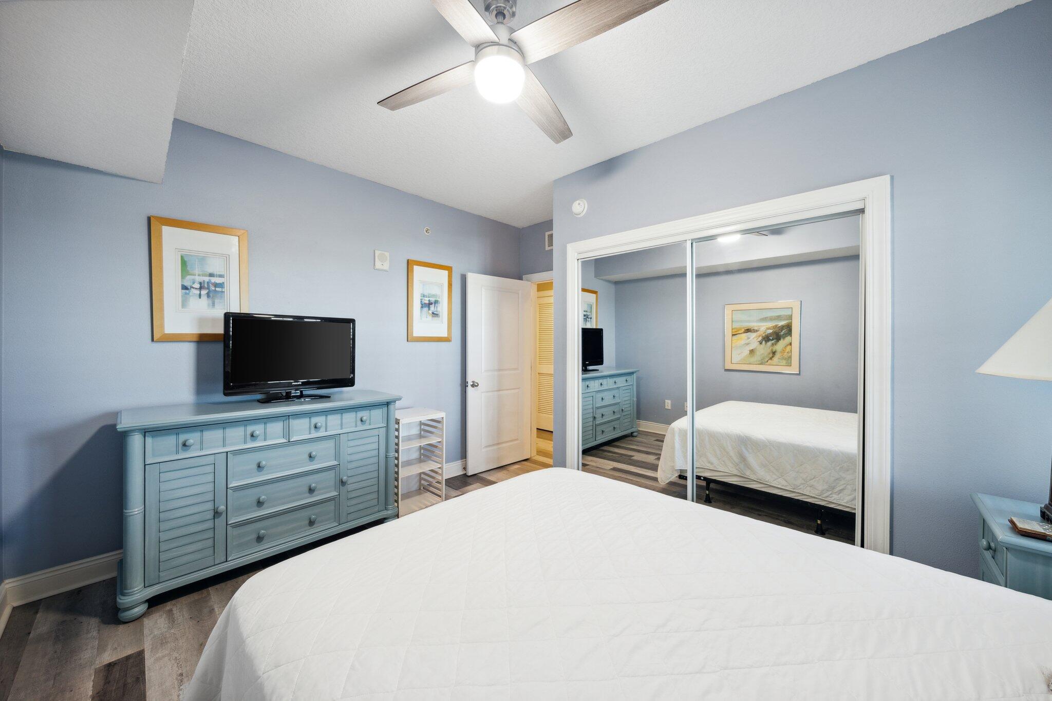 PALAZZO CONDOMINIUM - Residential