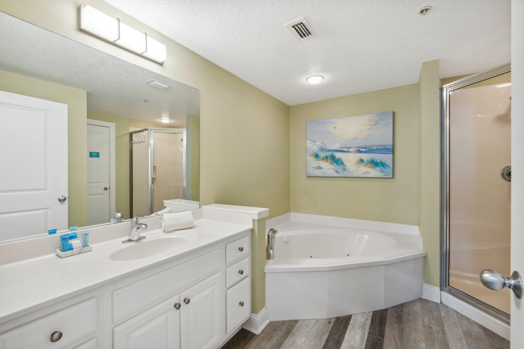 PALAZZO CONDOMINIUM - Residential