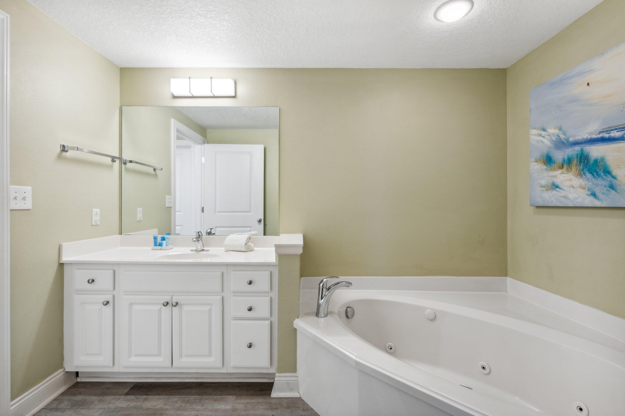 PALAZZO CONDOMINIUM - Residential