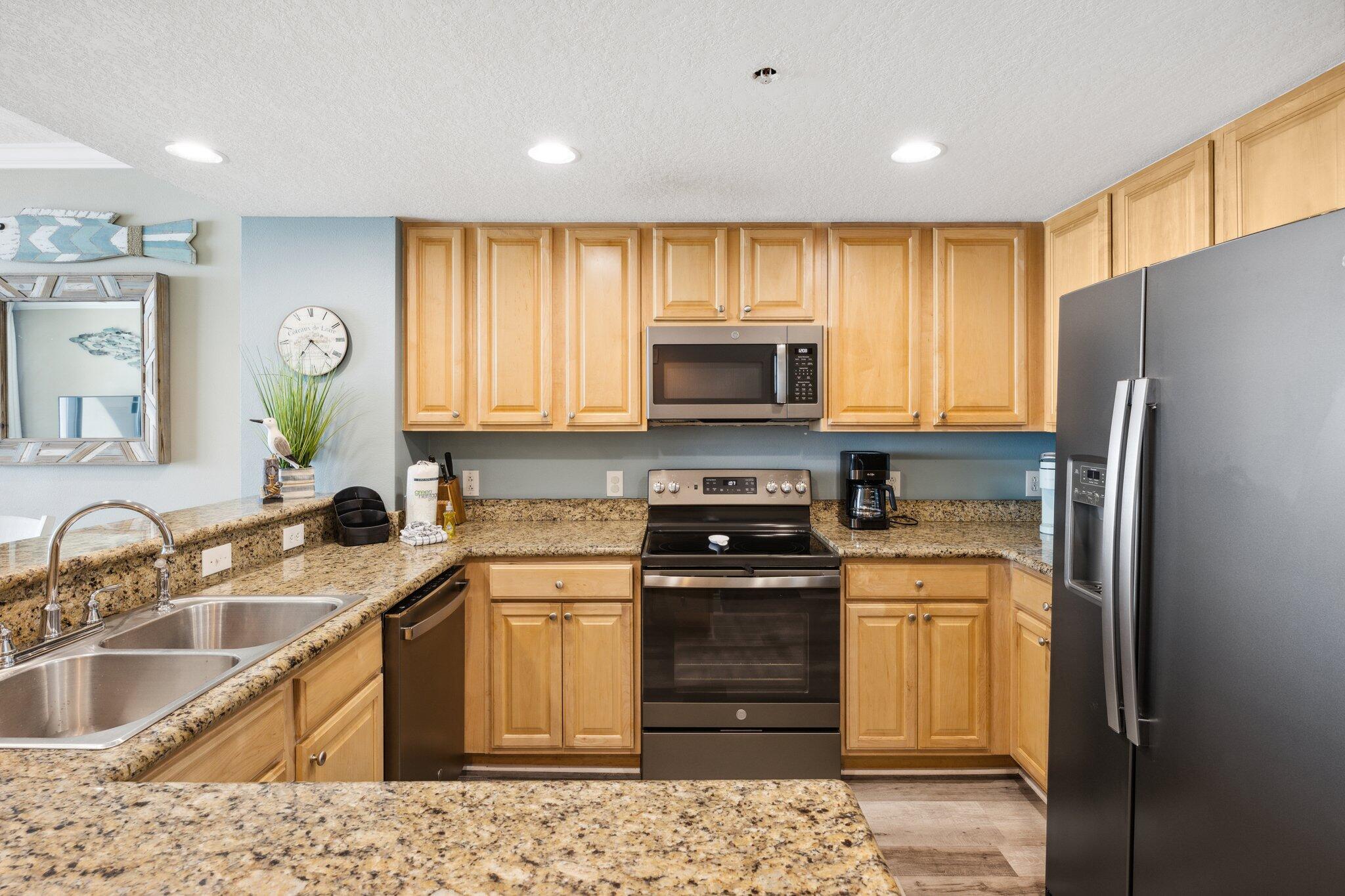 PALAZZO CONDOMINIUM - Residential