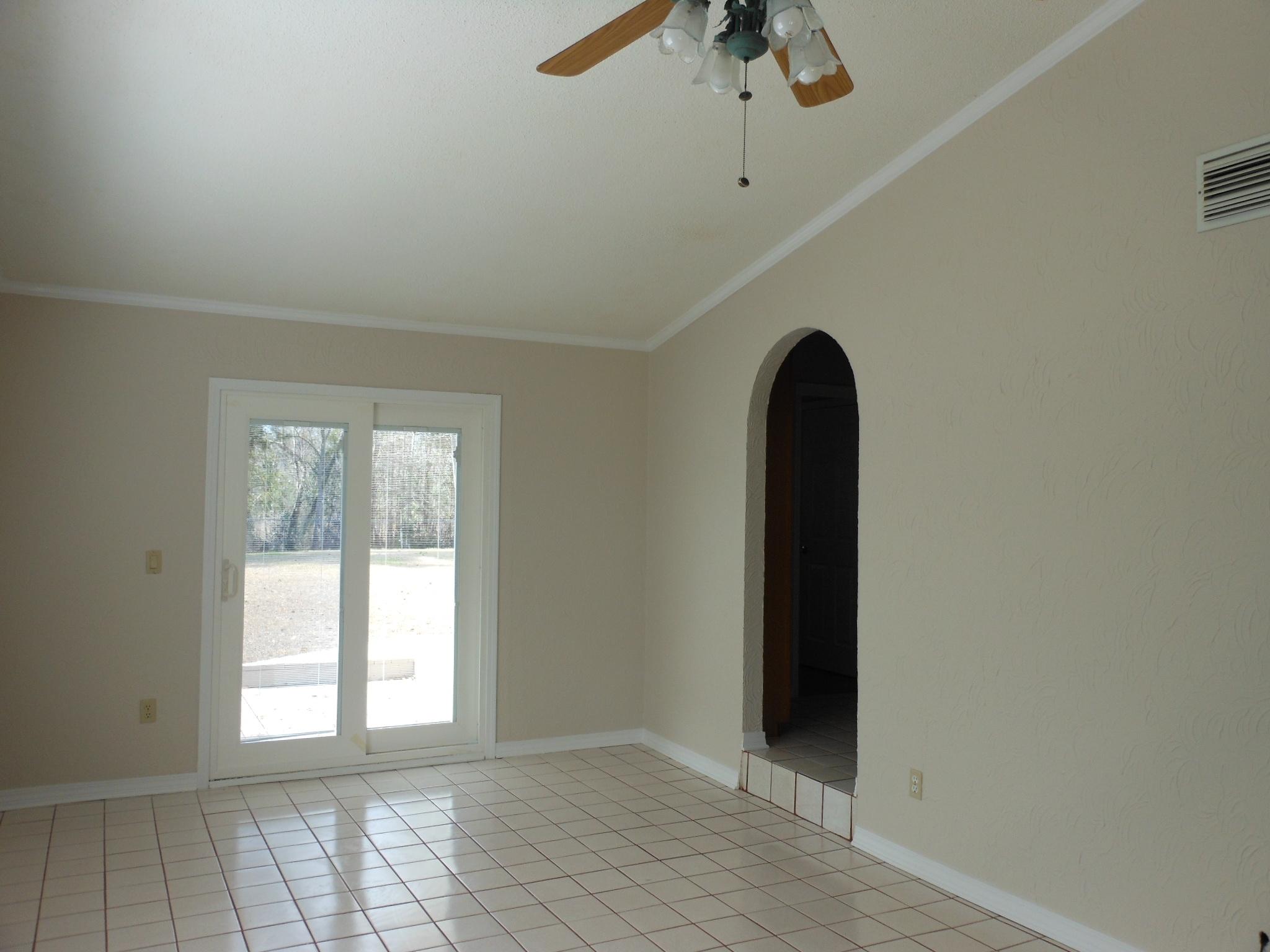 EAST BAY RIVER ESTATES - Residential Lease