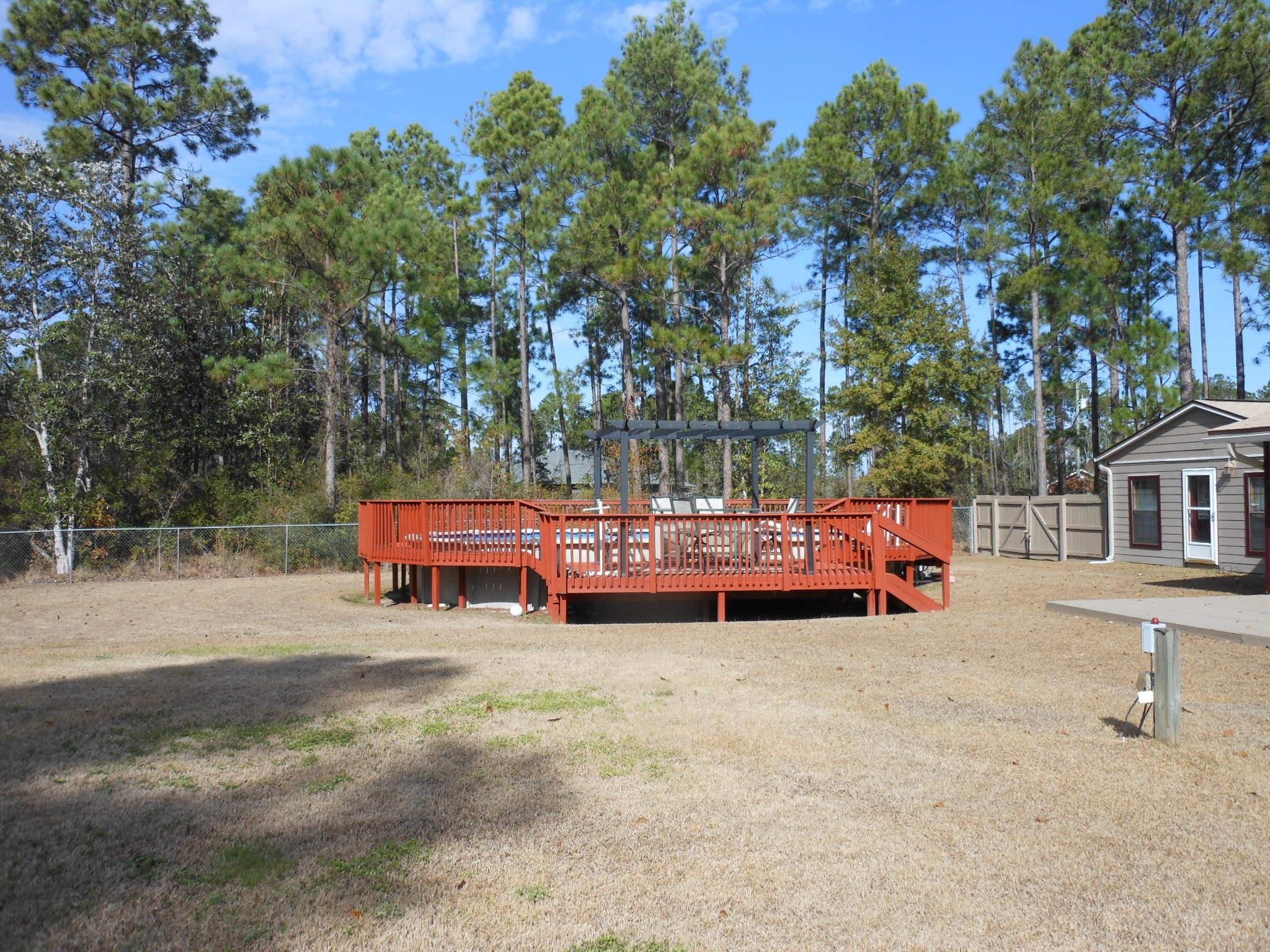 EAST BAY RIVER ESTATES - Residential Lease