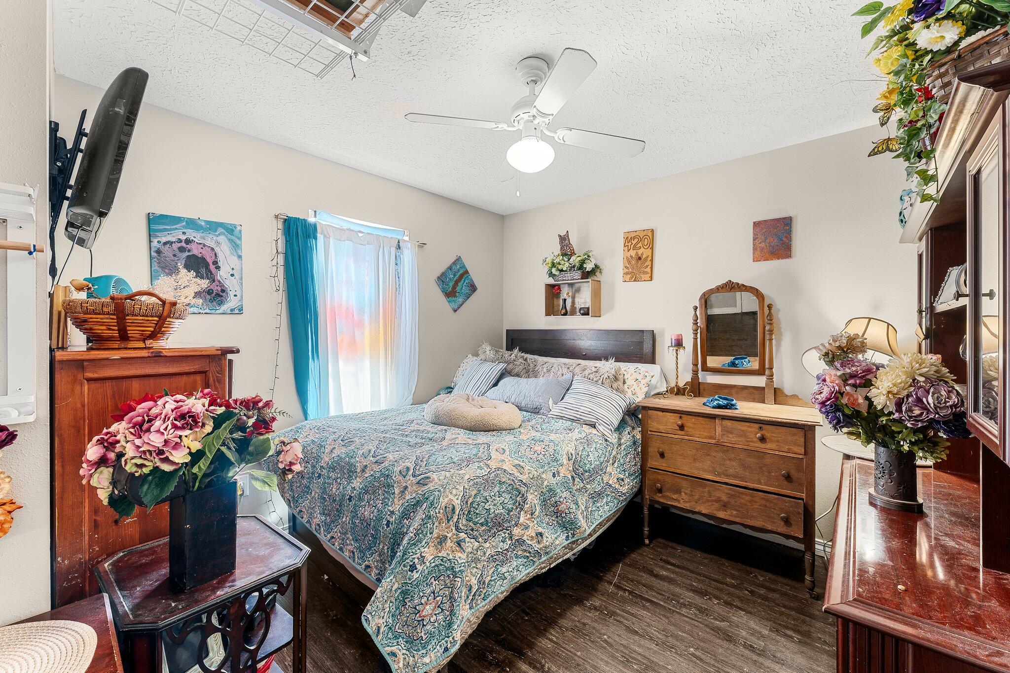 HERITAGE VILLAGE - Residential