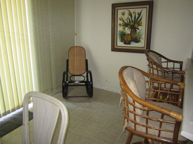 CHATEAU BY THE SEA - Residential