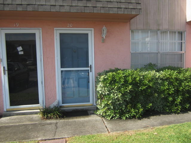 CHATEAU BY THE SEA - Residential