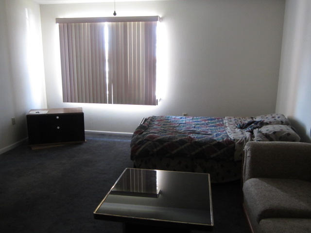 CHATEAU BY THE SEA - Residential