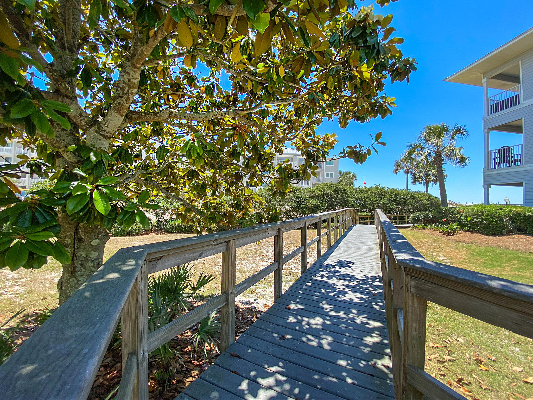 BEACHSIDE VILLAS CONDO - Residential