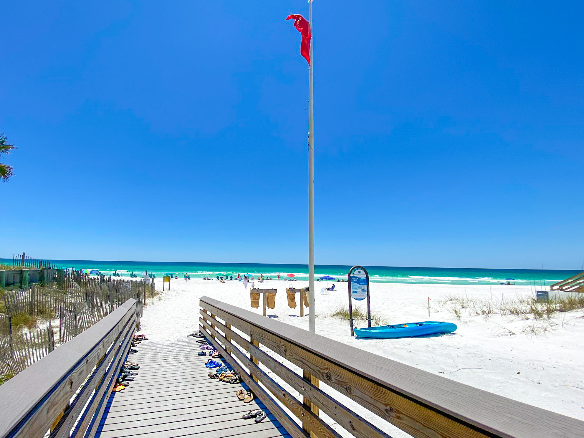 BEACHSIDE VILLAS CONDO - Residential