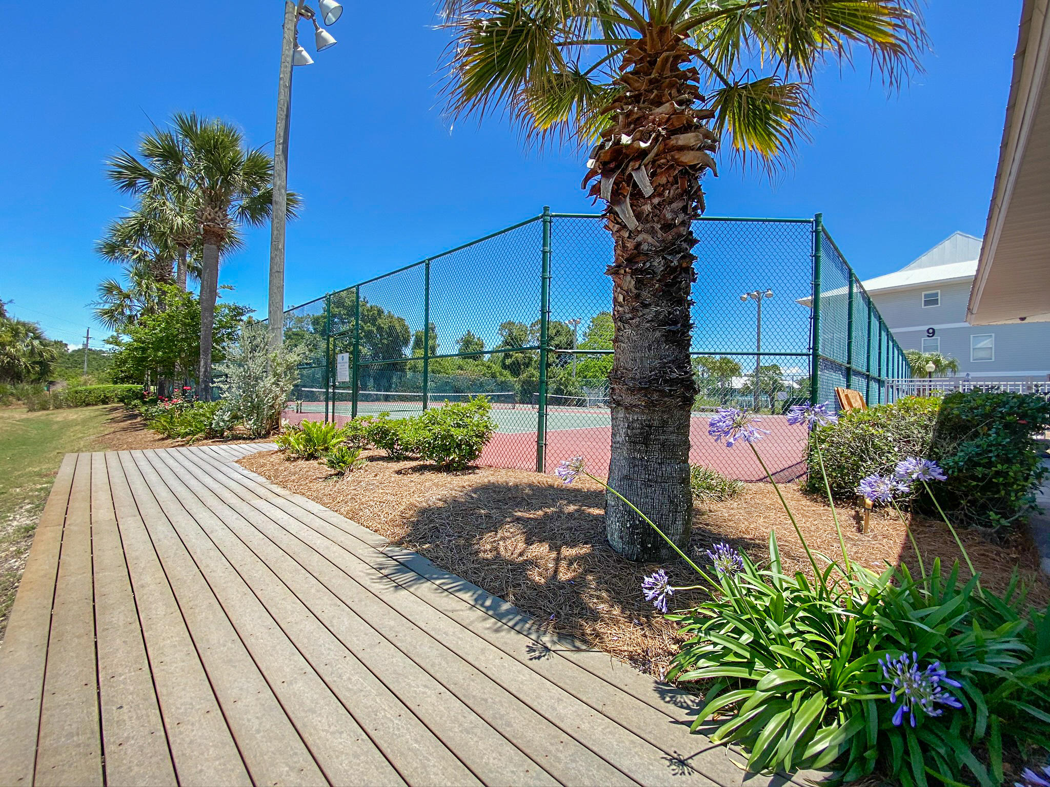 BEACHSIDE VILLAS CONDO - Residential