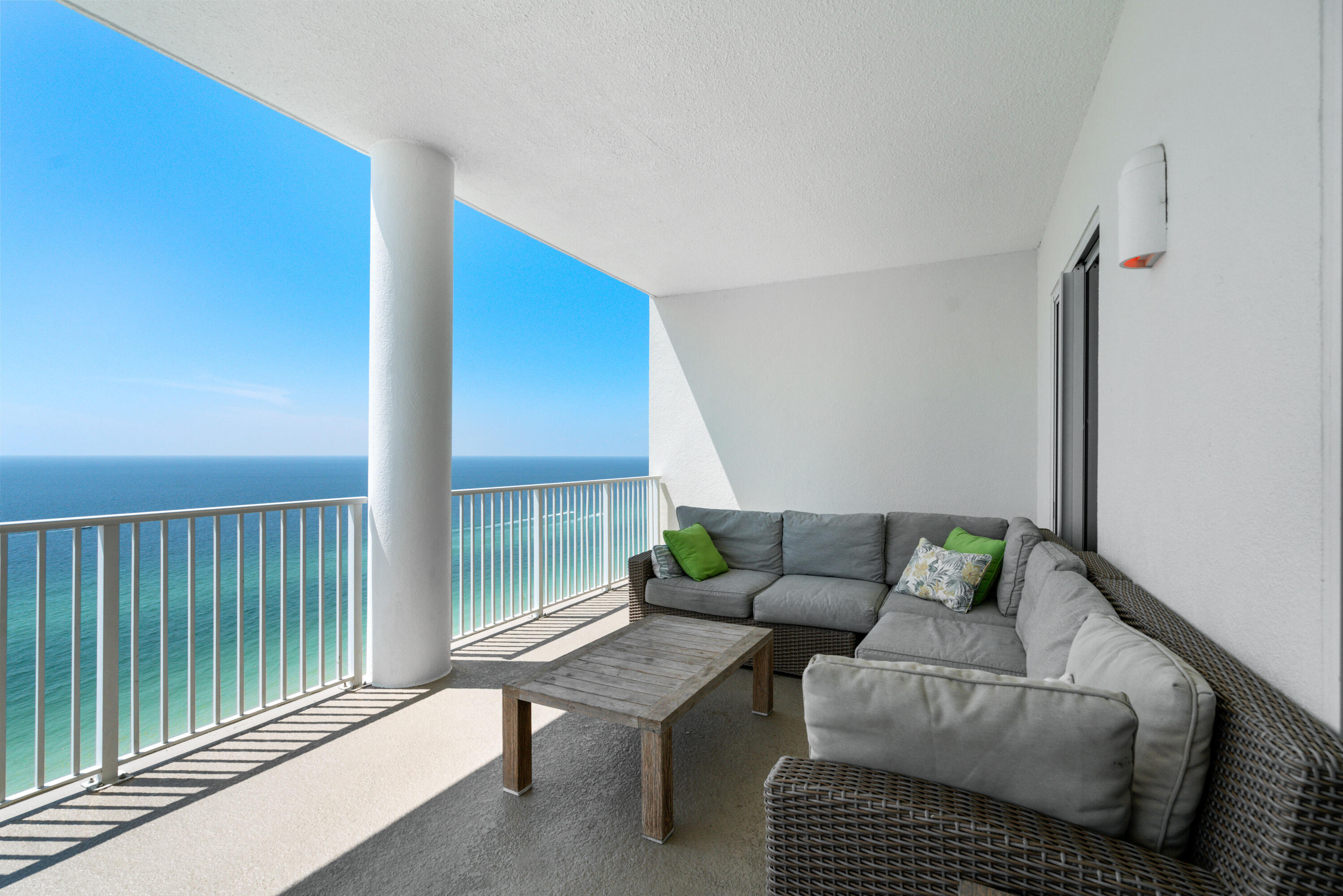 OCEAN RITZ - Residential