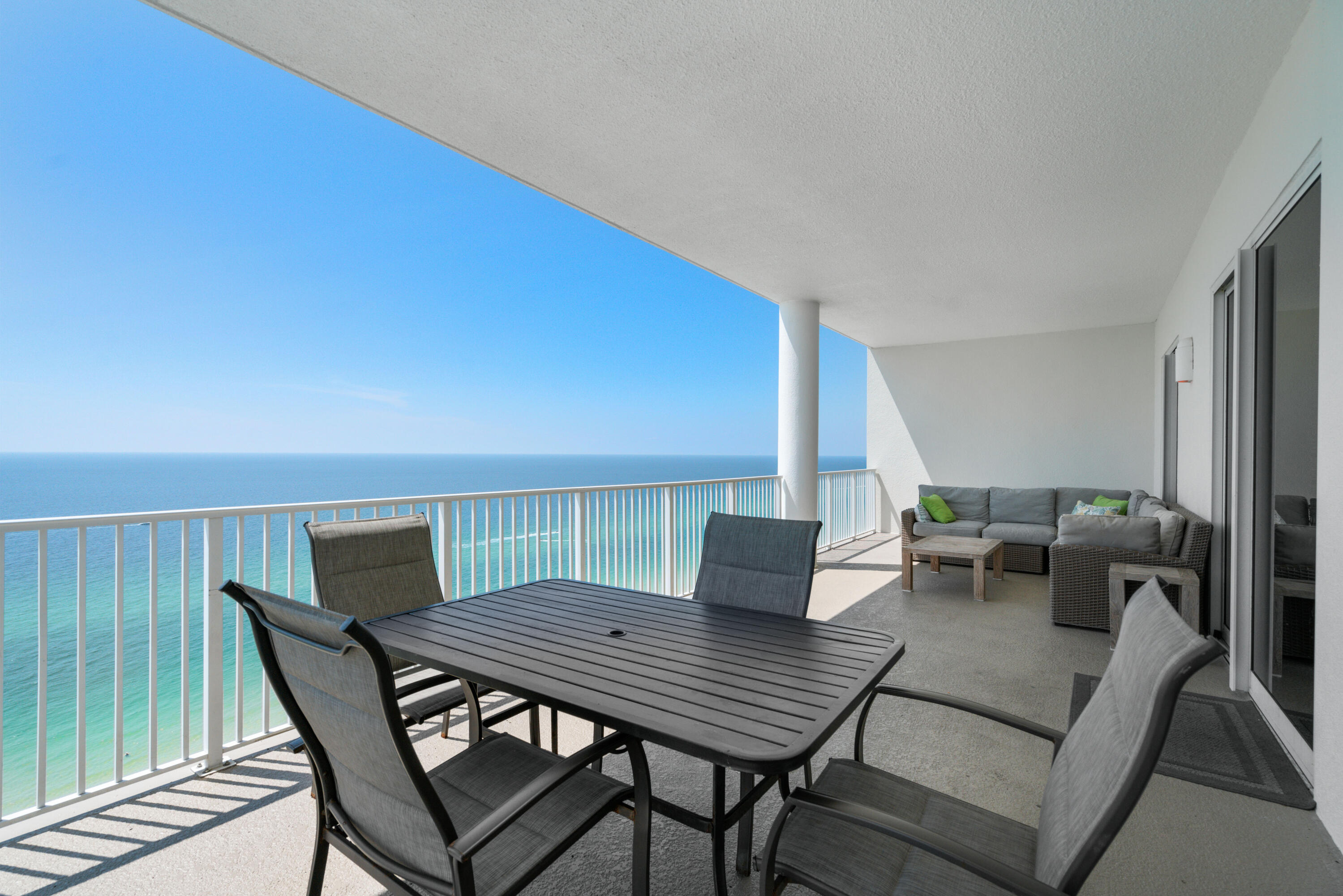 OCEAN RITZ - Residential