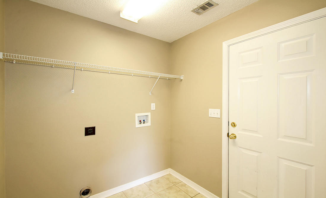 CRESTVIEW - Residential