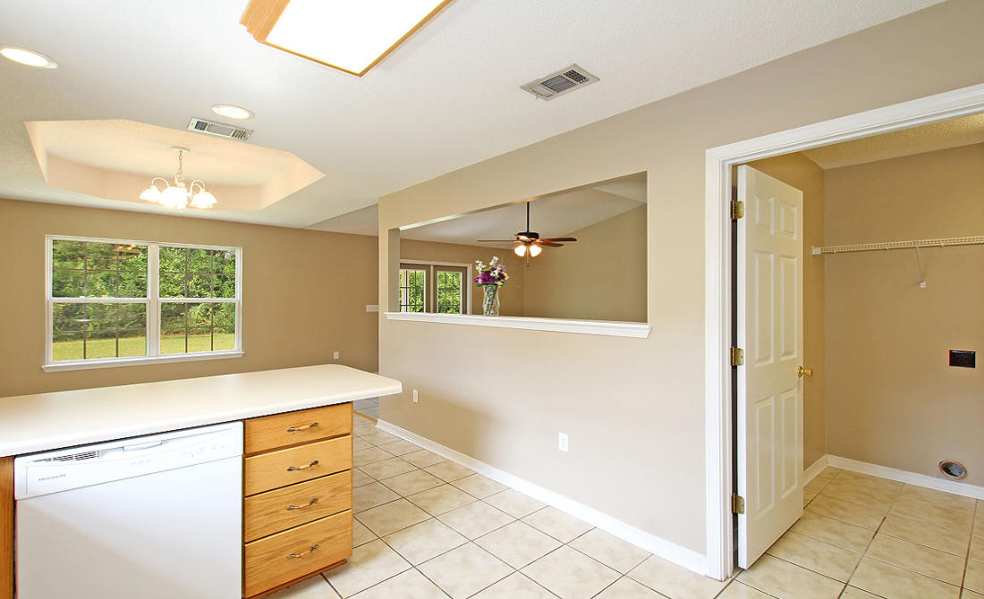 CRESTVIEW - Residential