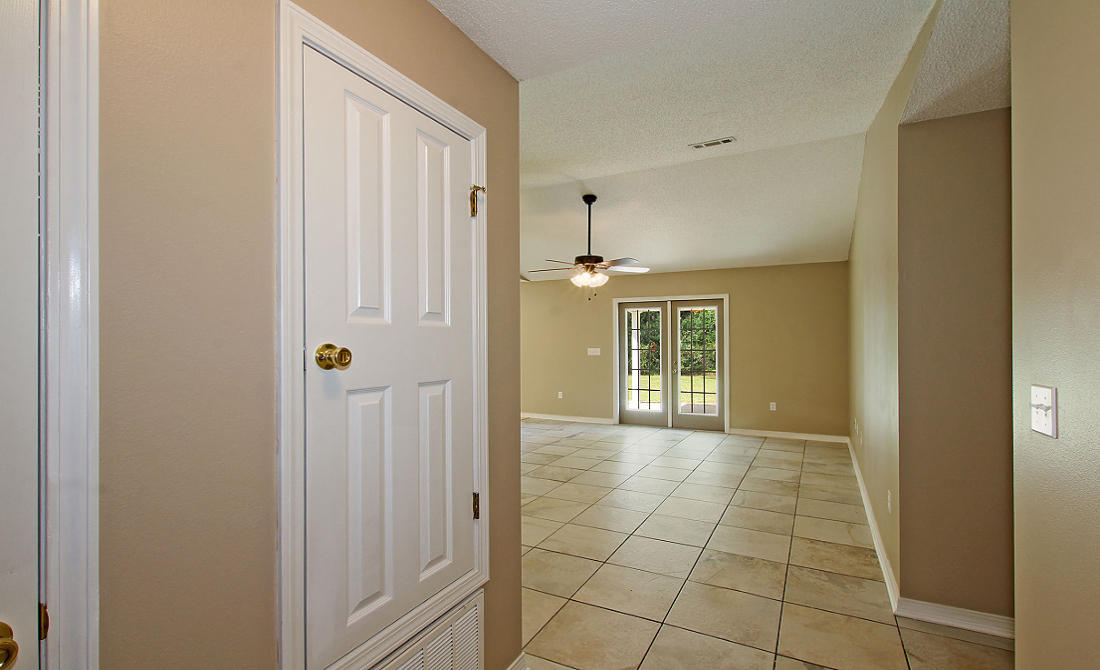 CRESTVIEW - Residential