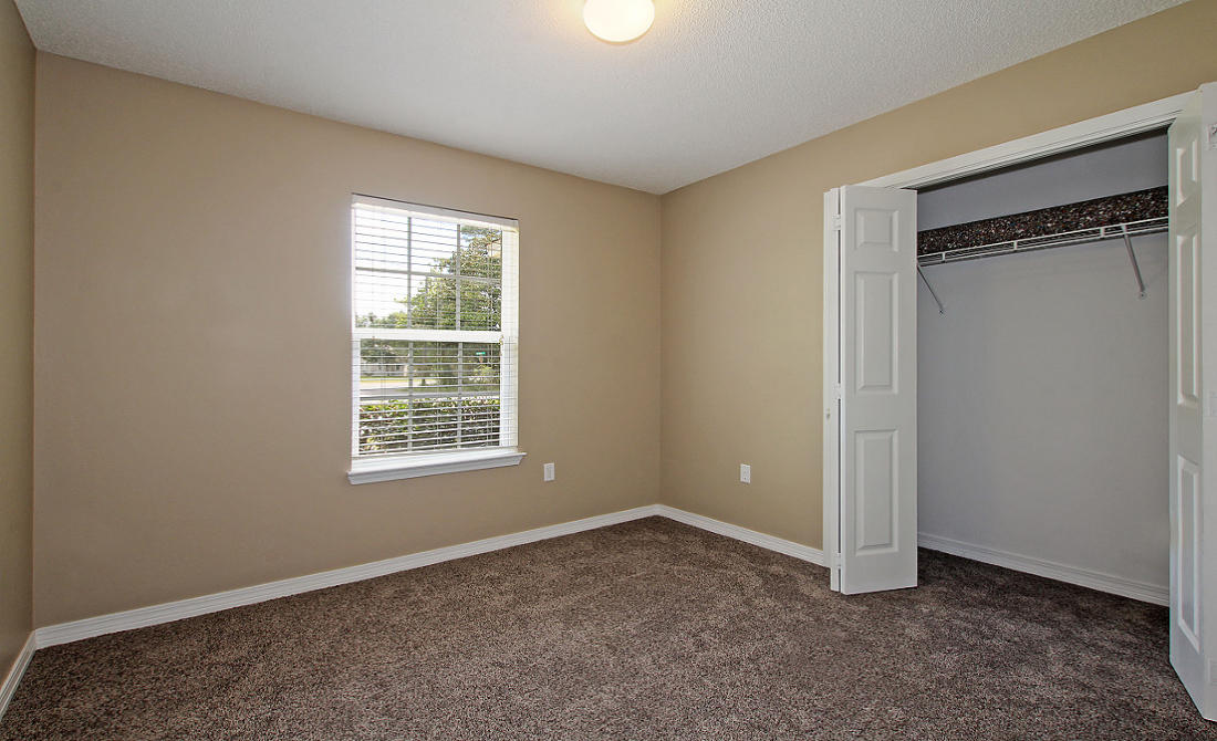 CRESTVIEW - Residential