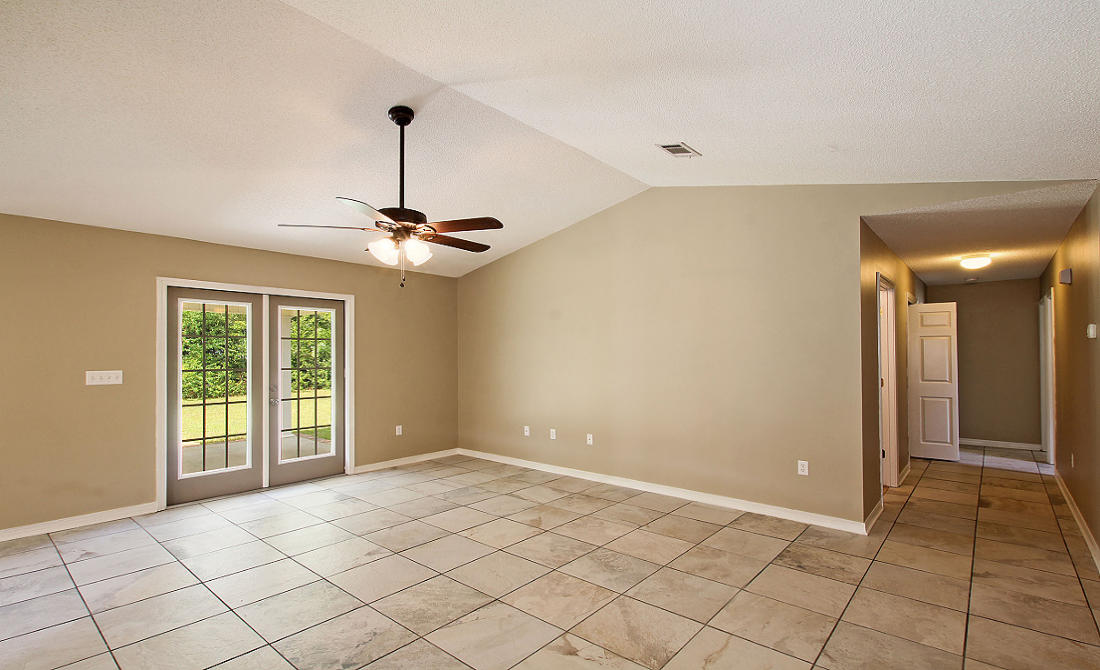 CRESTVIEW - Residential