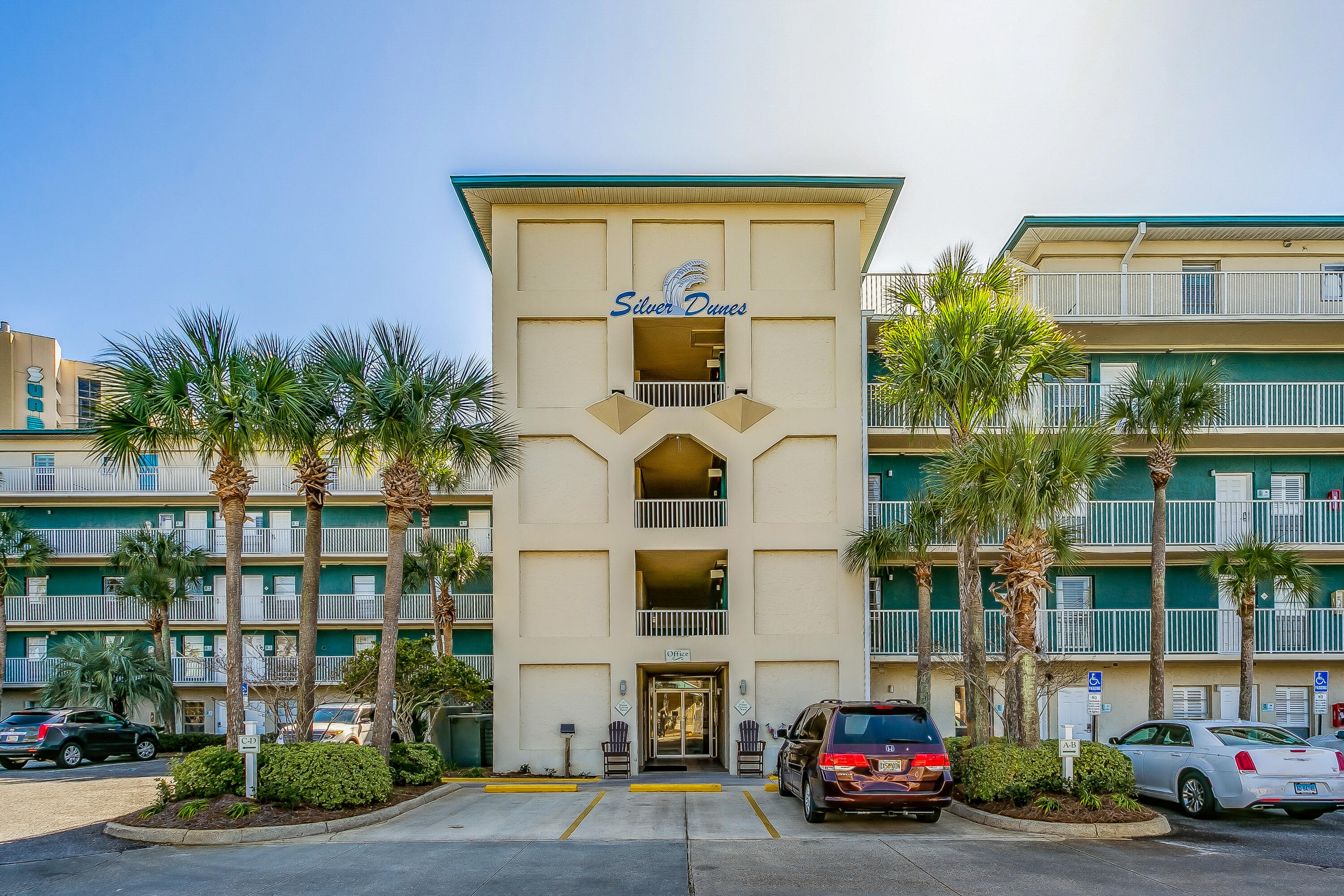 SILVER DUNES CONDO - Residential
