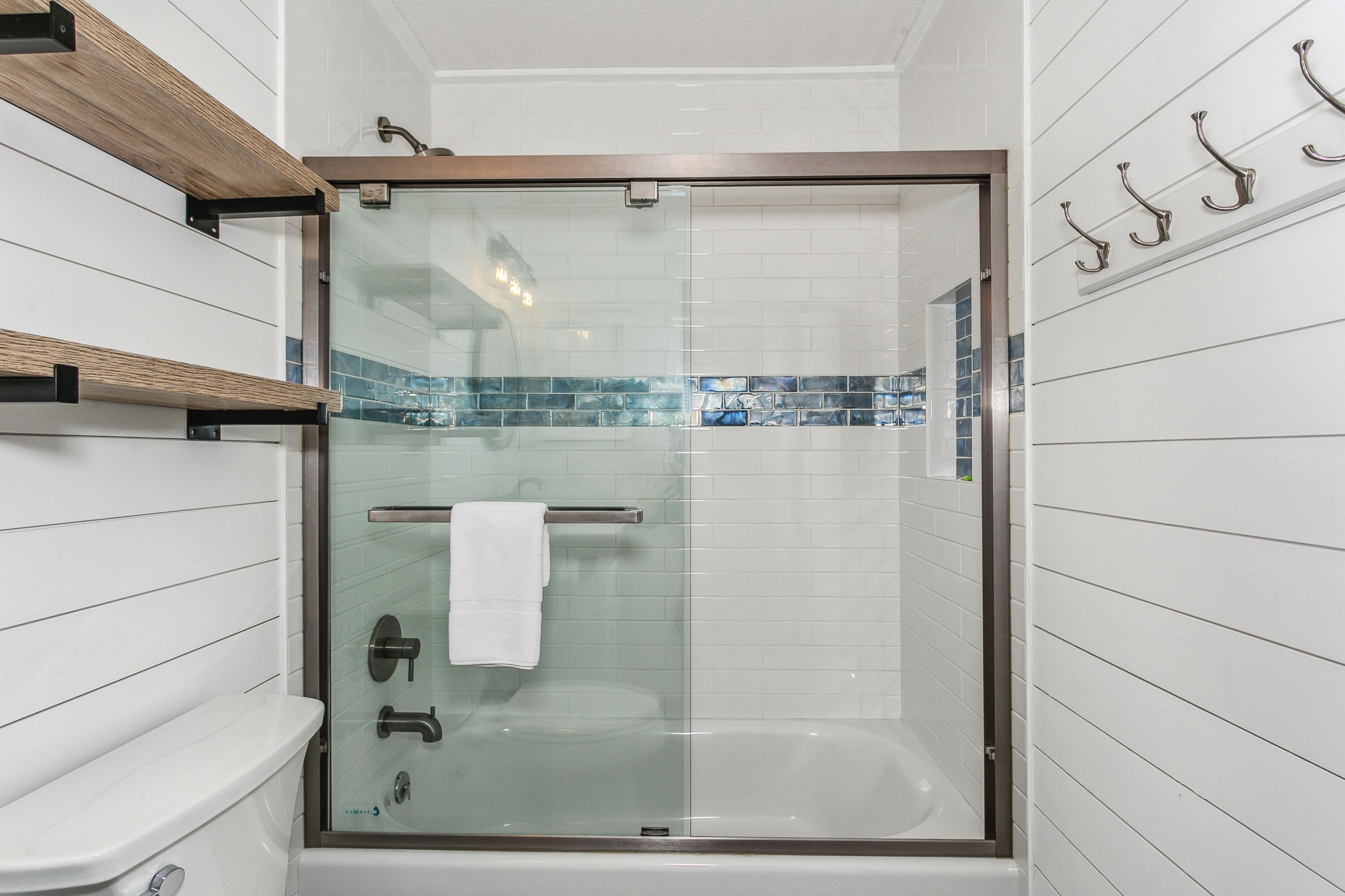 SILVER DUNES CONDO - Residential