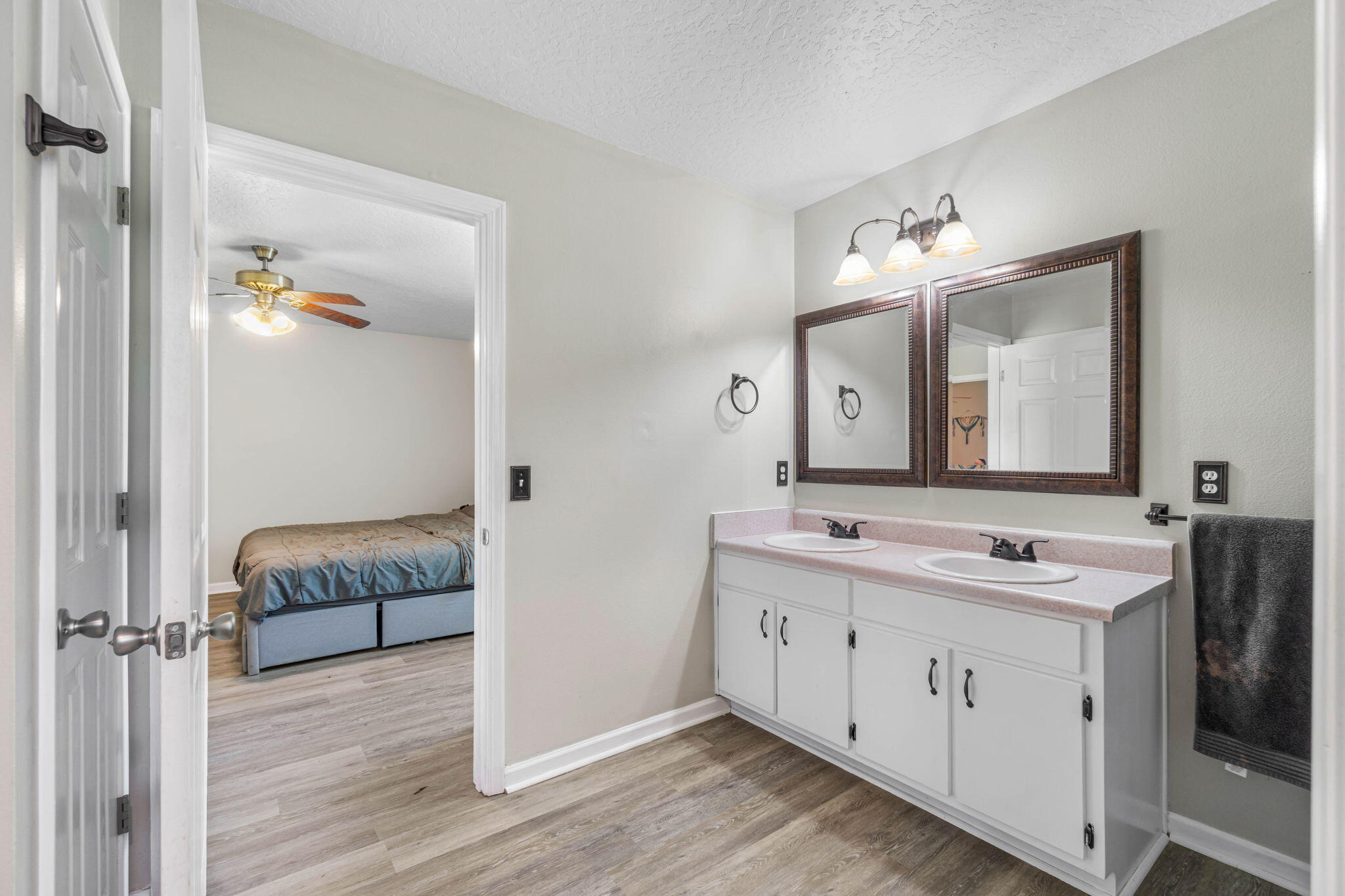 NAVARRE S/D 2ND ADDN - Residential