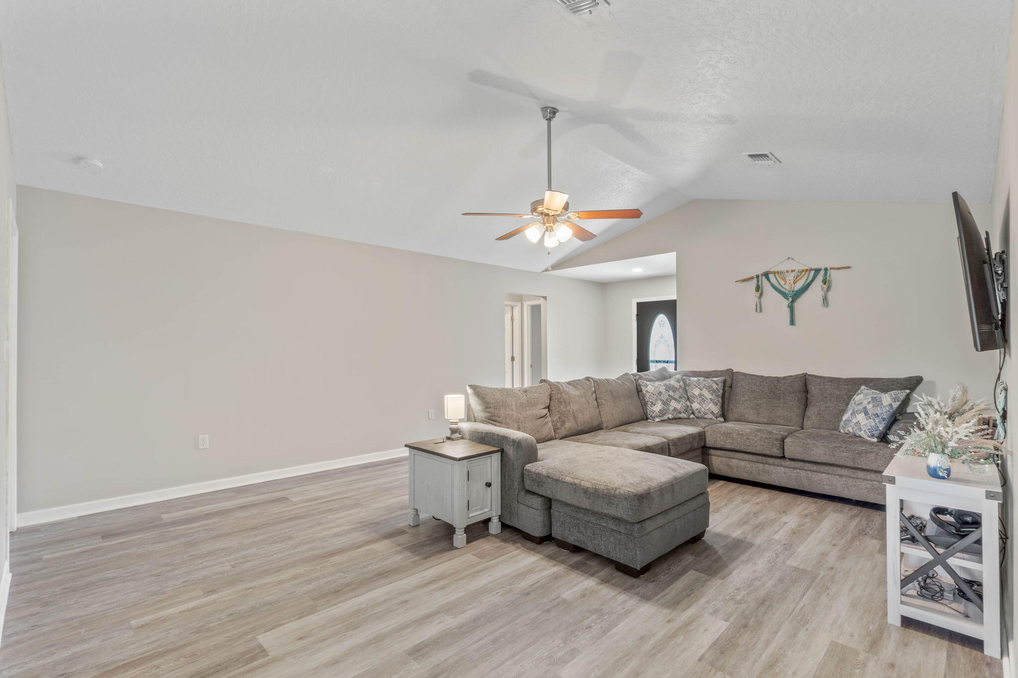 NAVARRE S/D 2ND ADDN - Residential