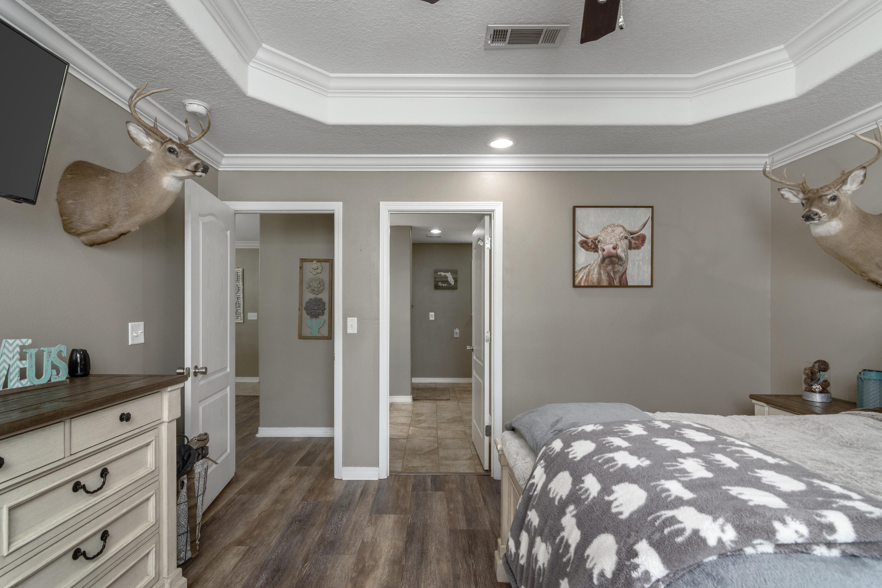 OAKWOOD LAKES ESTATES - Residential