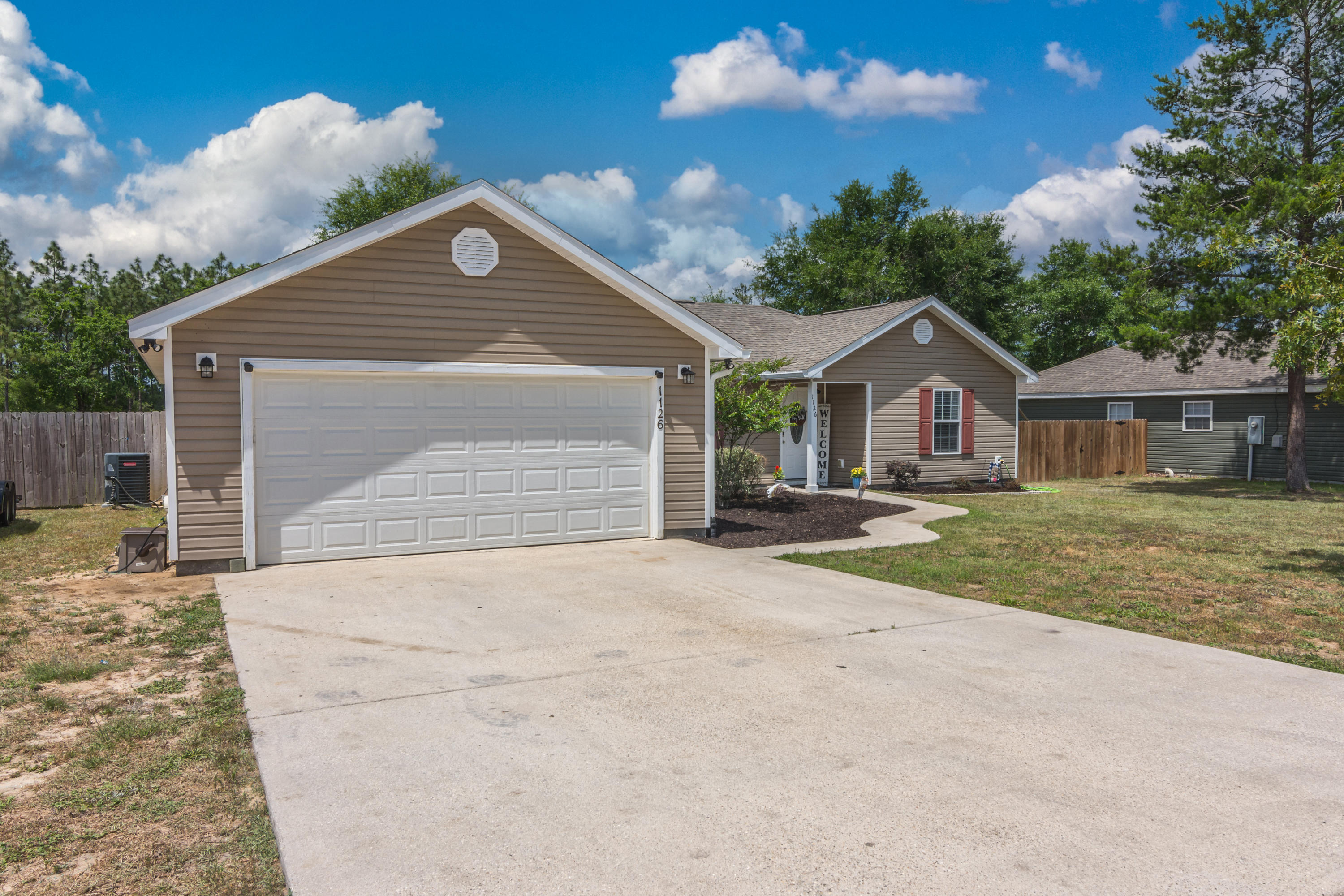 OAKWOOD LAKES ESTATES - Residential