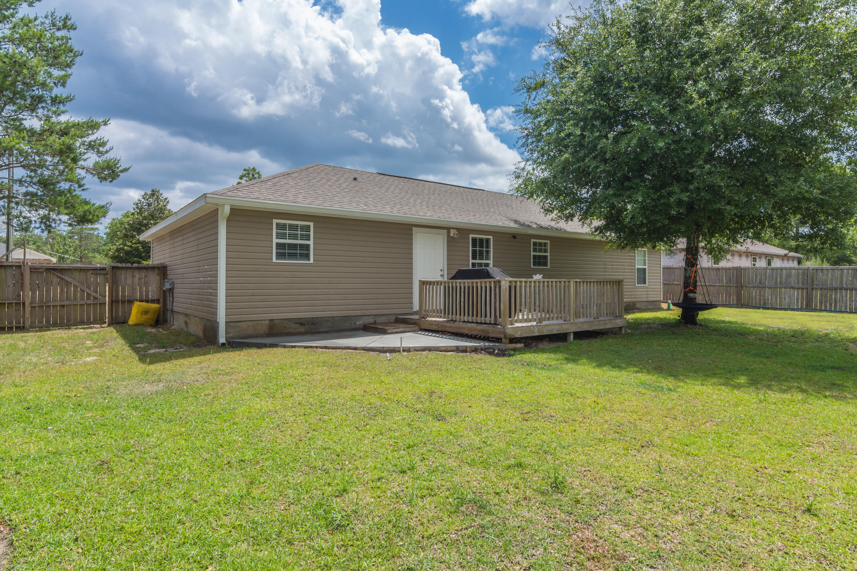 OAKWOOD LAKES ESTATES - Residential