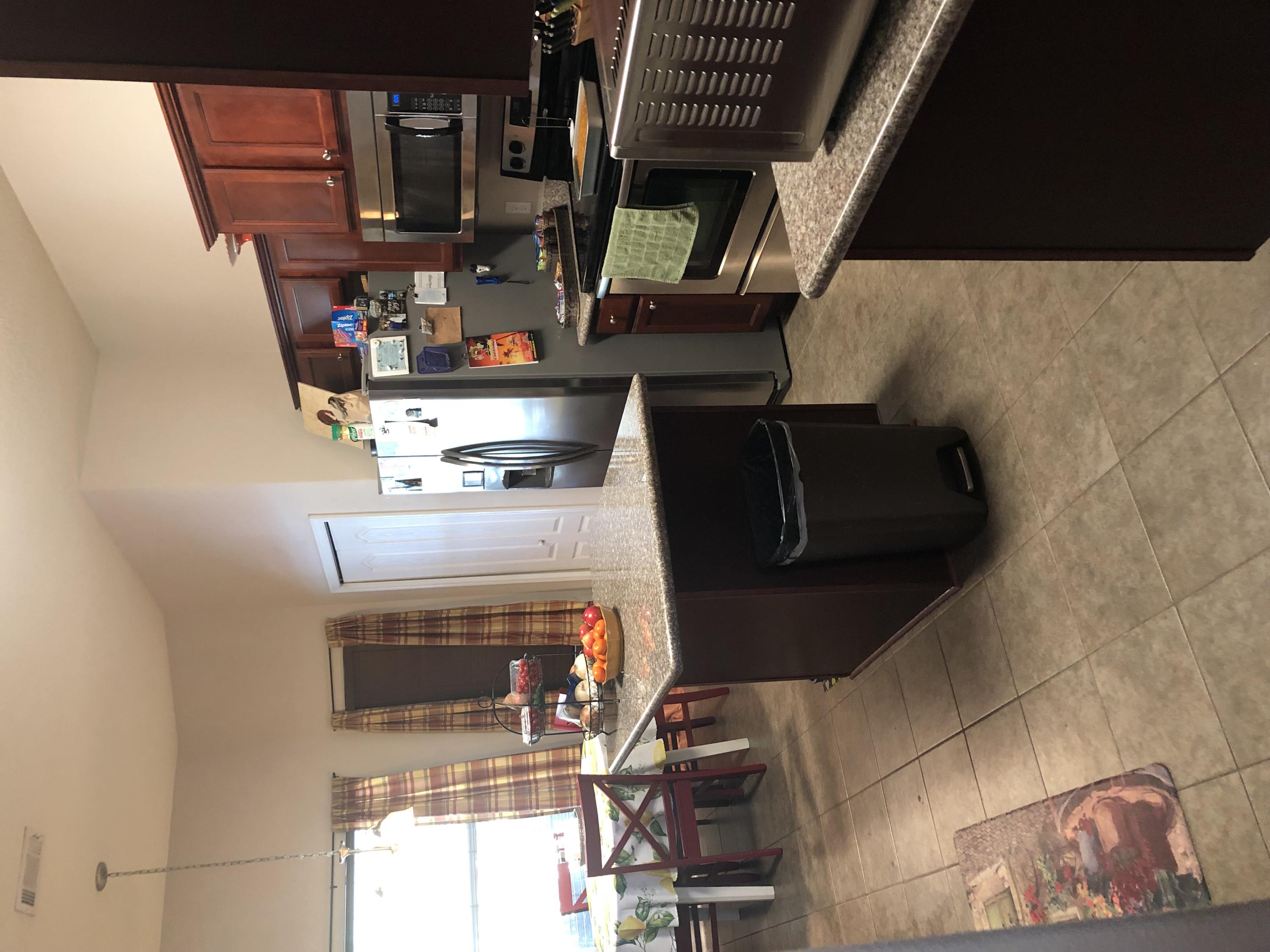 SILVER SPRINGS EST - Residential