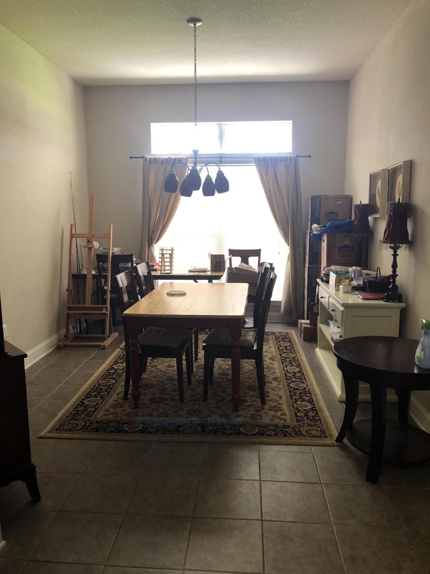 SILVER SPRINGS EST - Residential