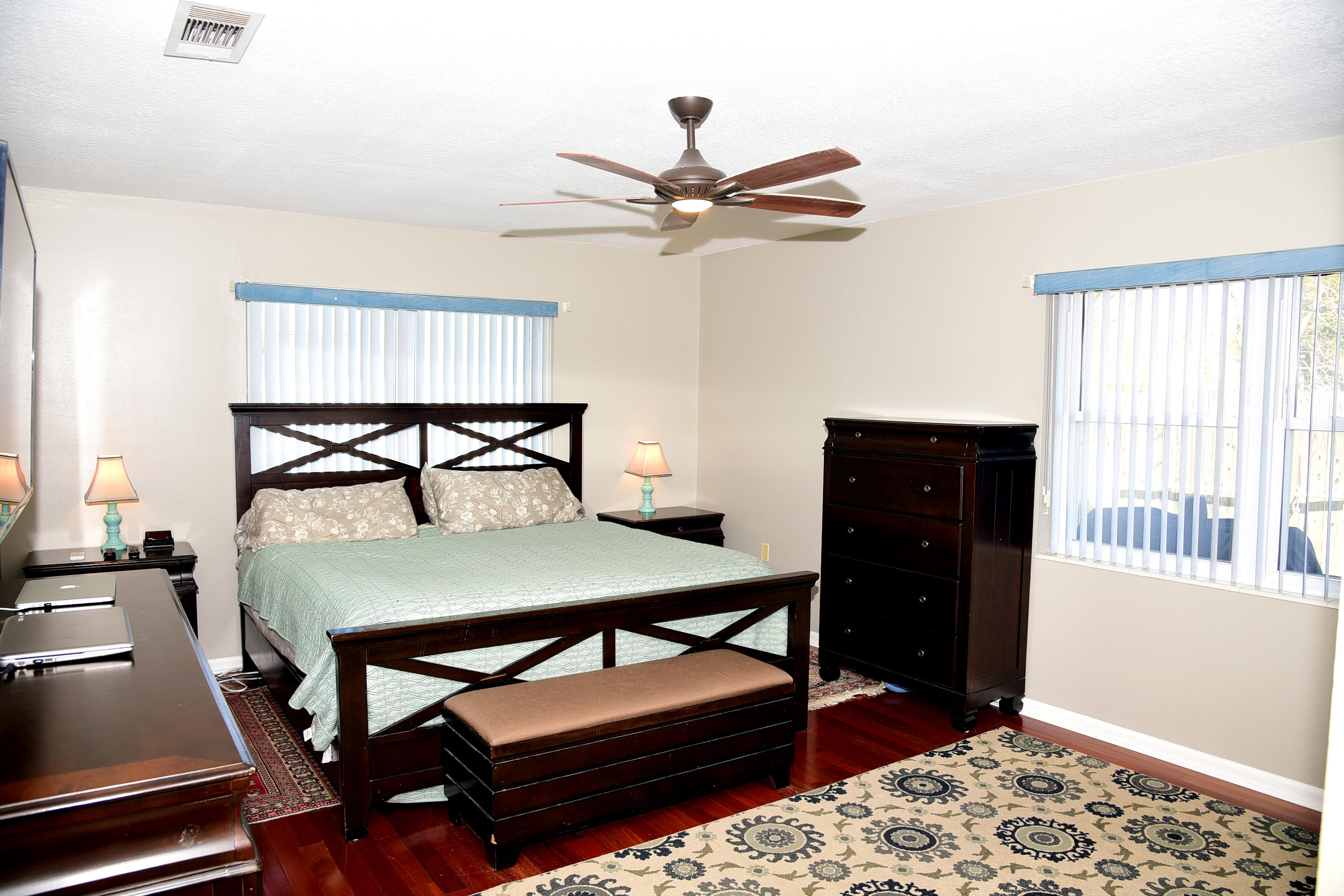 TANGLEWOOD S/D 1ST ADDN - Residential