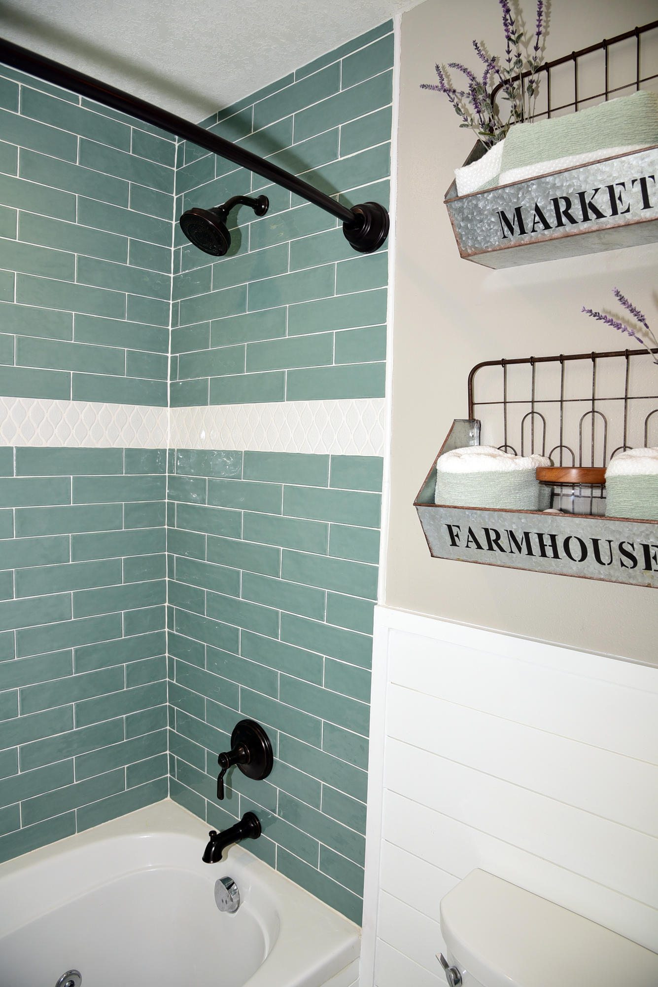 TANGLEWOOD S/D 1ST ADDN - Residential