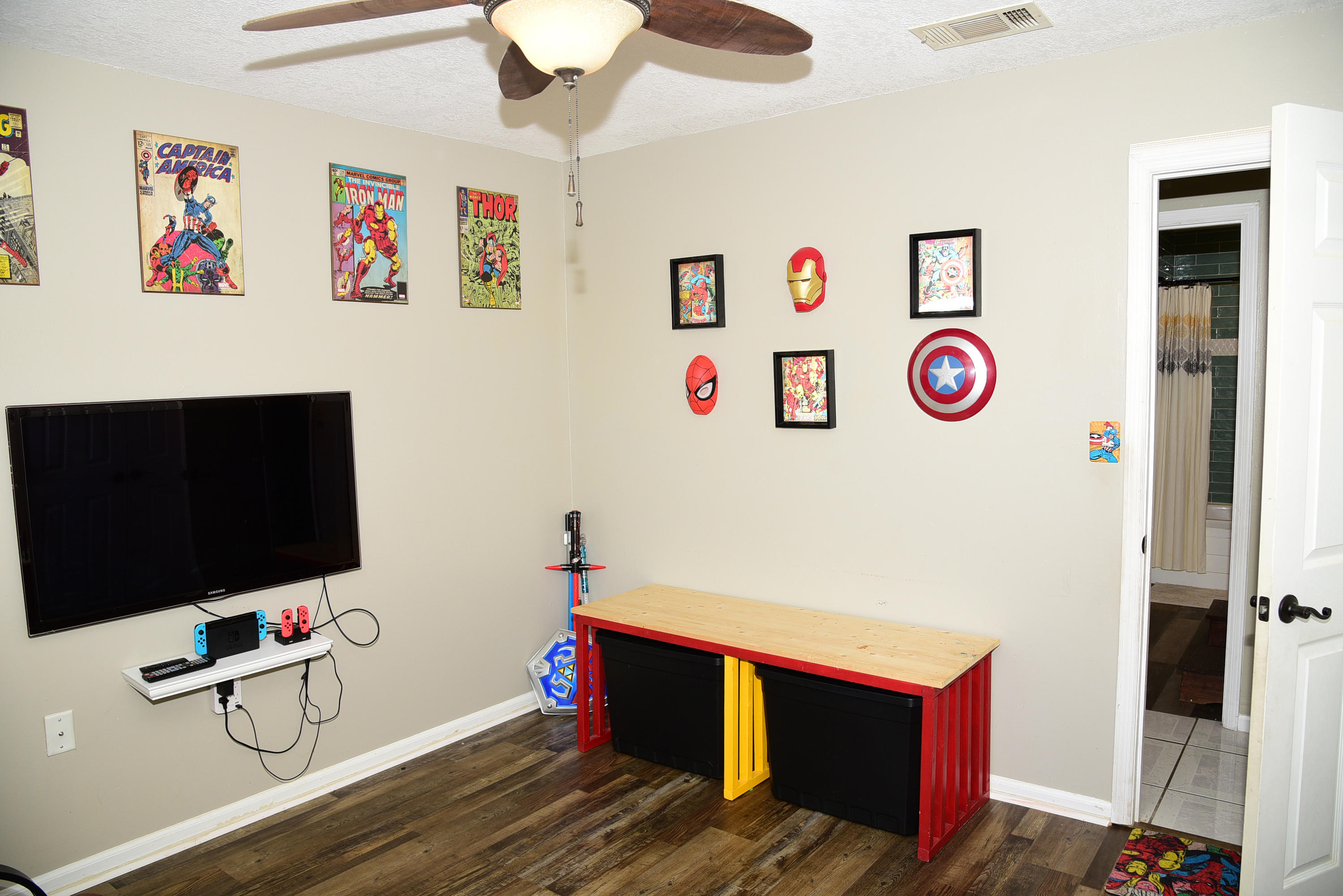 TANGLEWOOD S/D 1ST ADDN - Residential