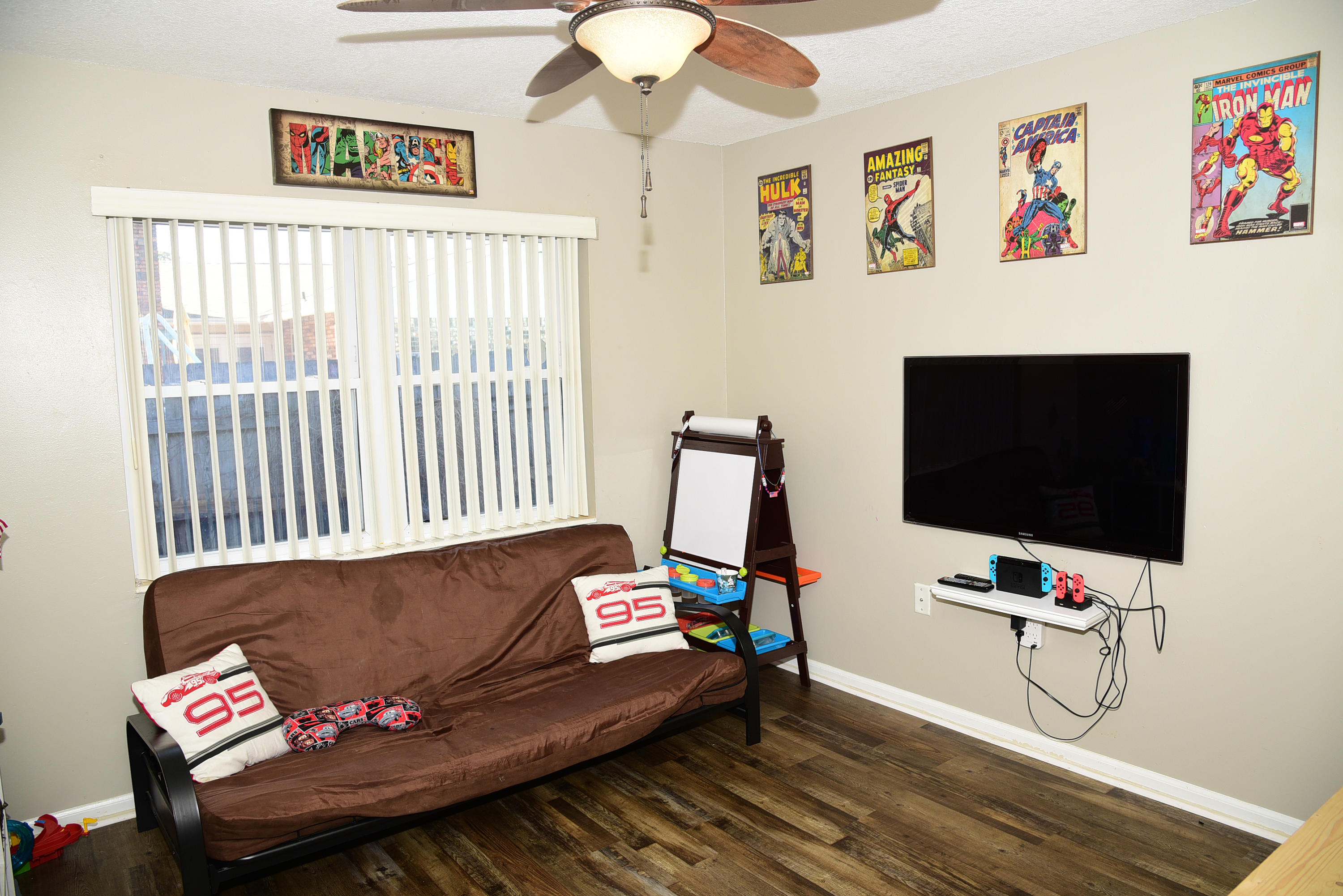 TANGLEWOOD S/D 1ST ADDN - Residential