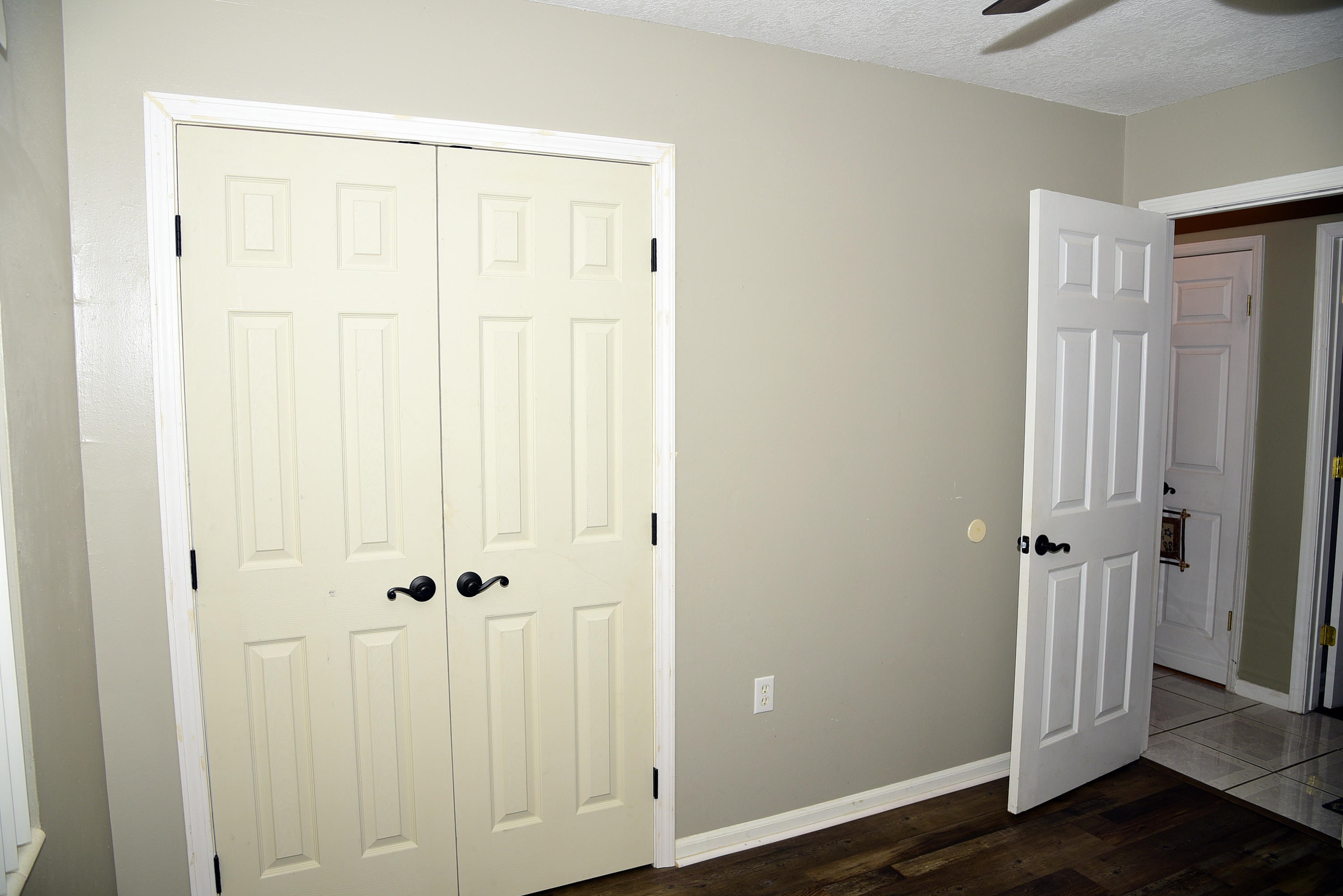 TANGLEWOOD S/D 1ST ADDN - Residential