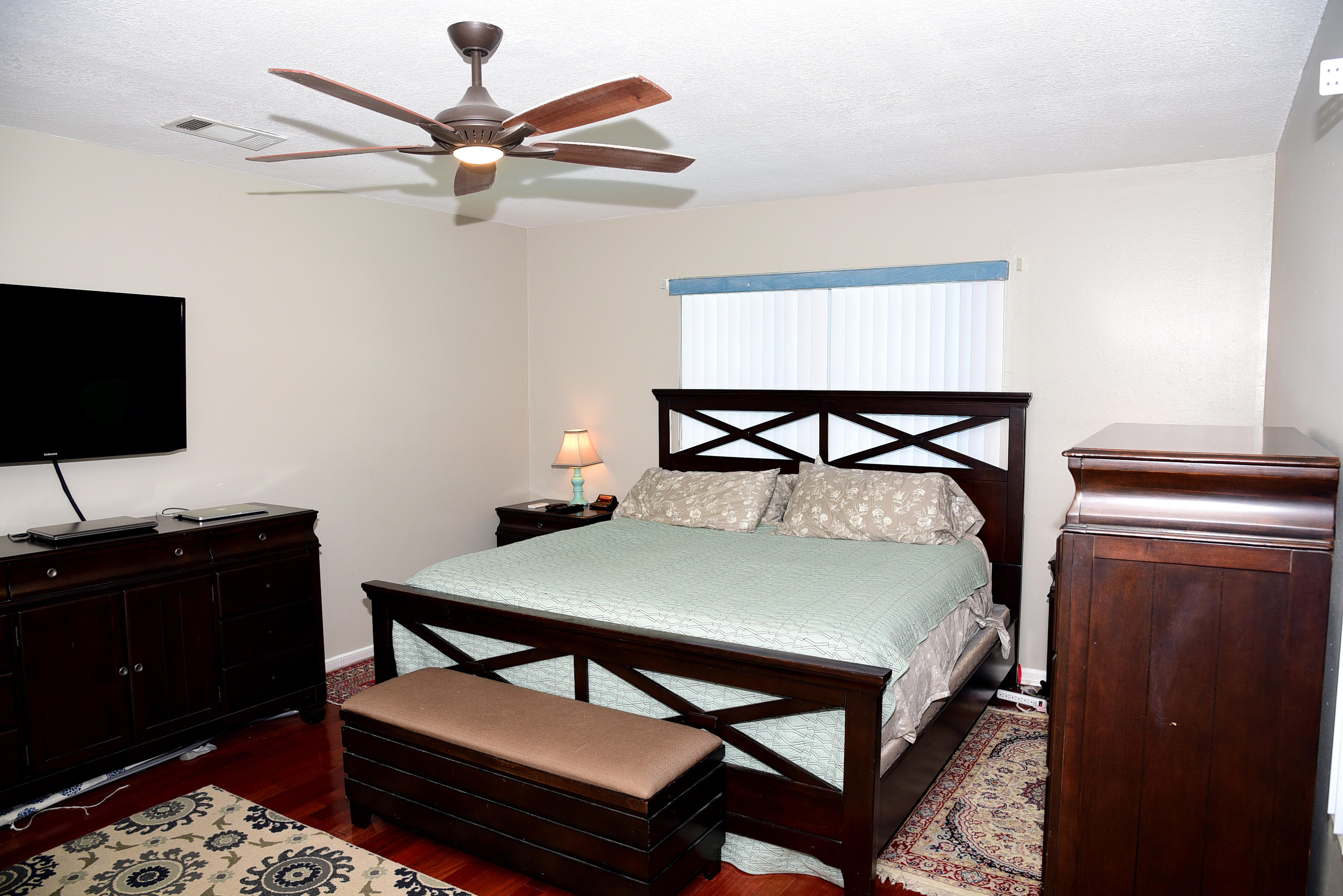 TANGLEWOOD S/D 1ST ADDN - Residential