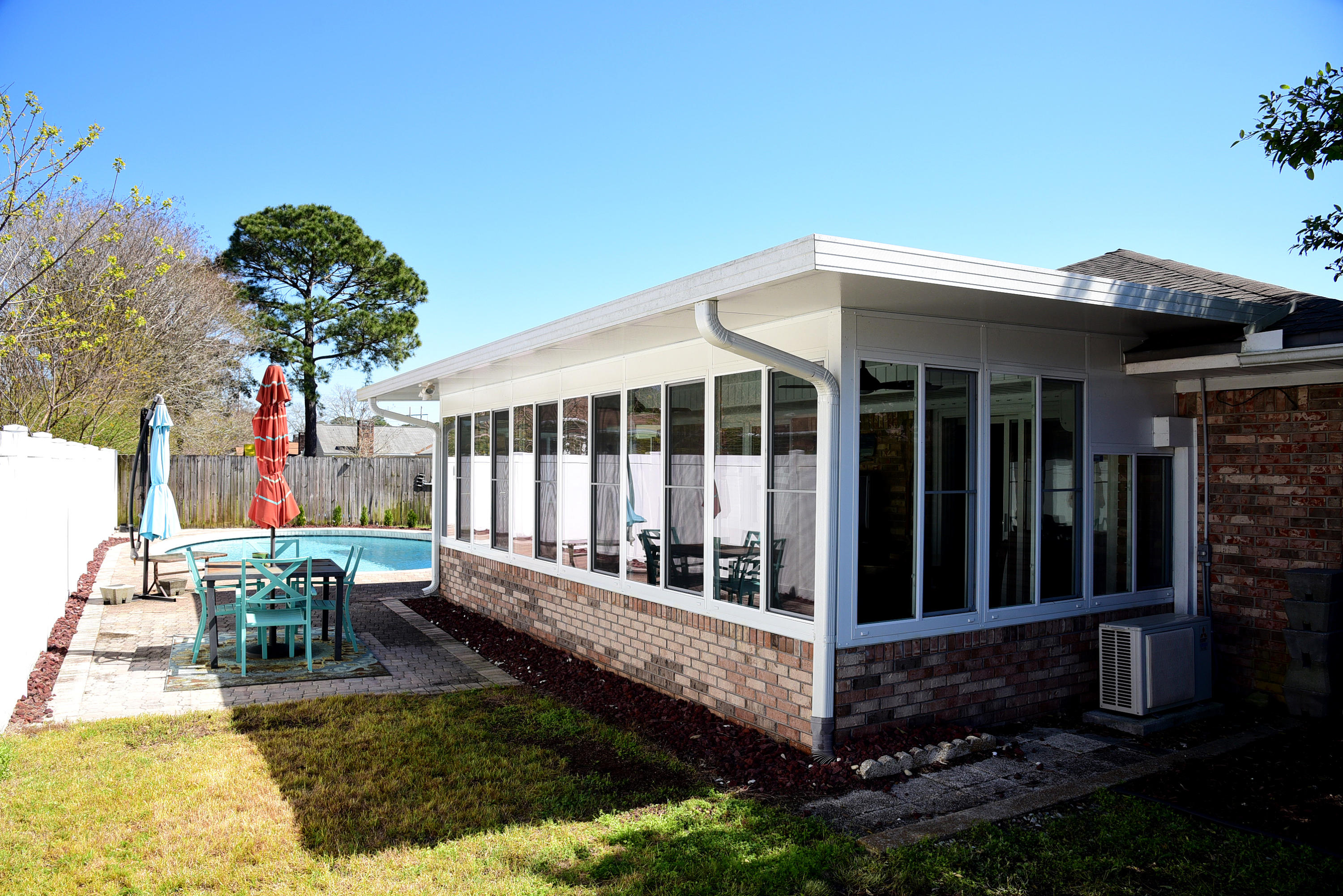 TANGLEWOOD S/D 1ST ADDN - Residential