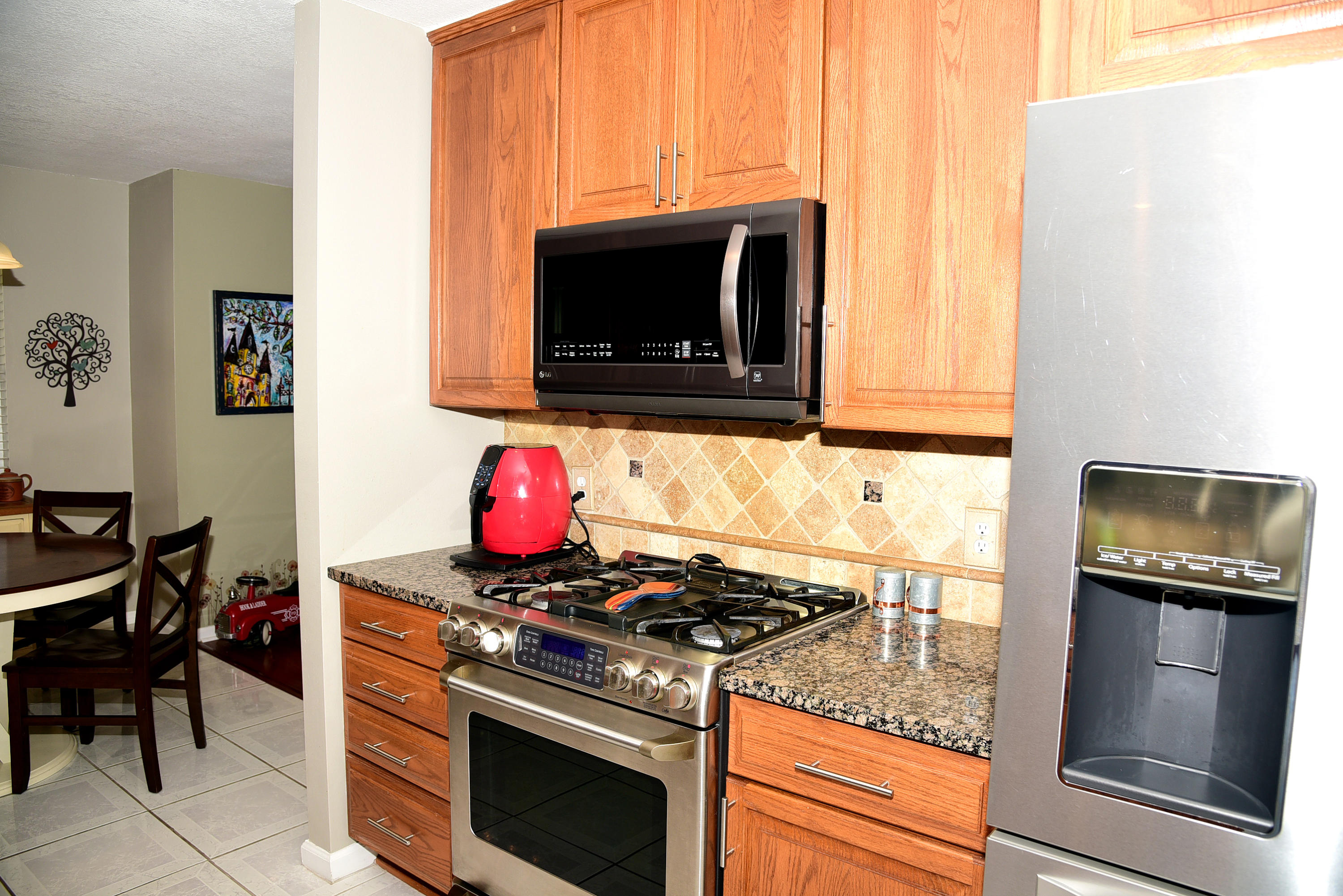 TANGLEWOOD S/D 1ST ADDN - Residential