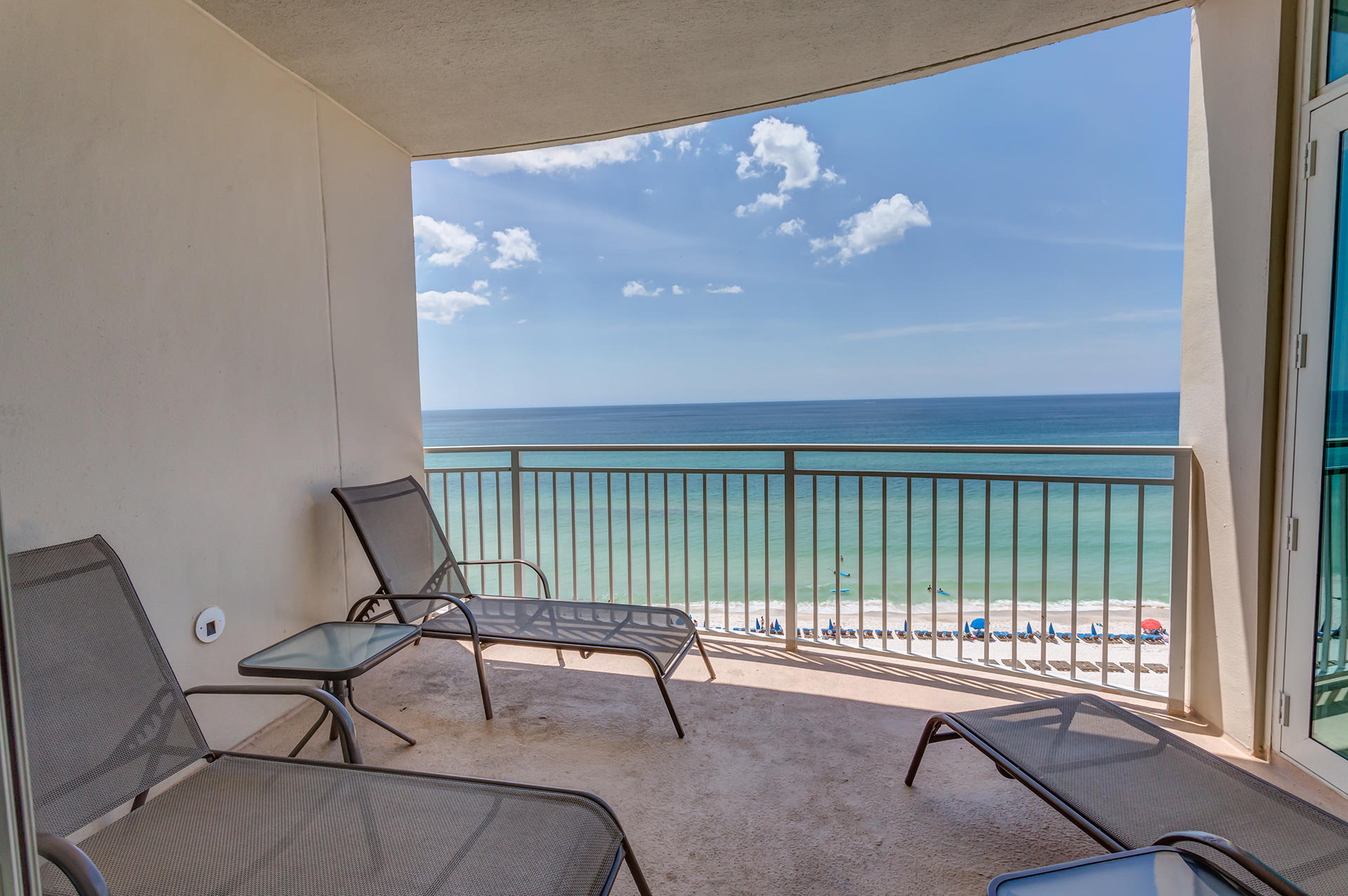 AQUA BEACHSIDE RESORT - Residential