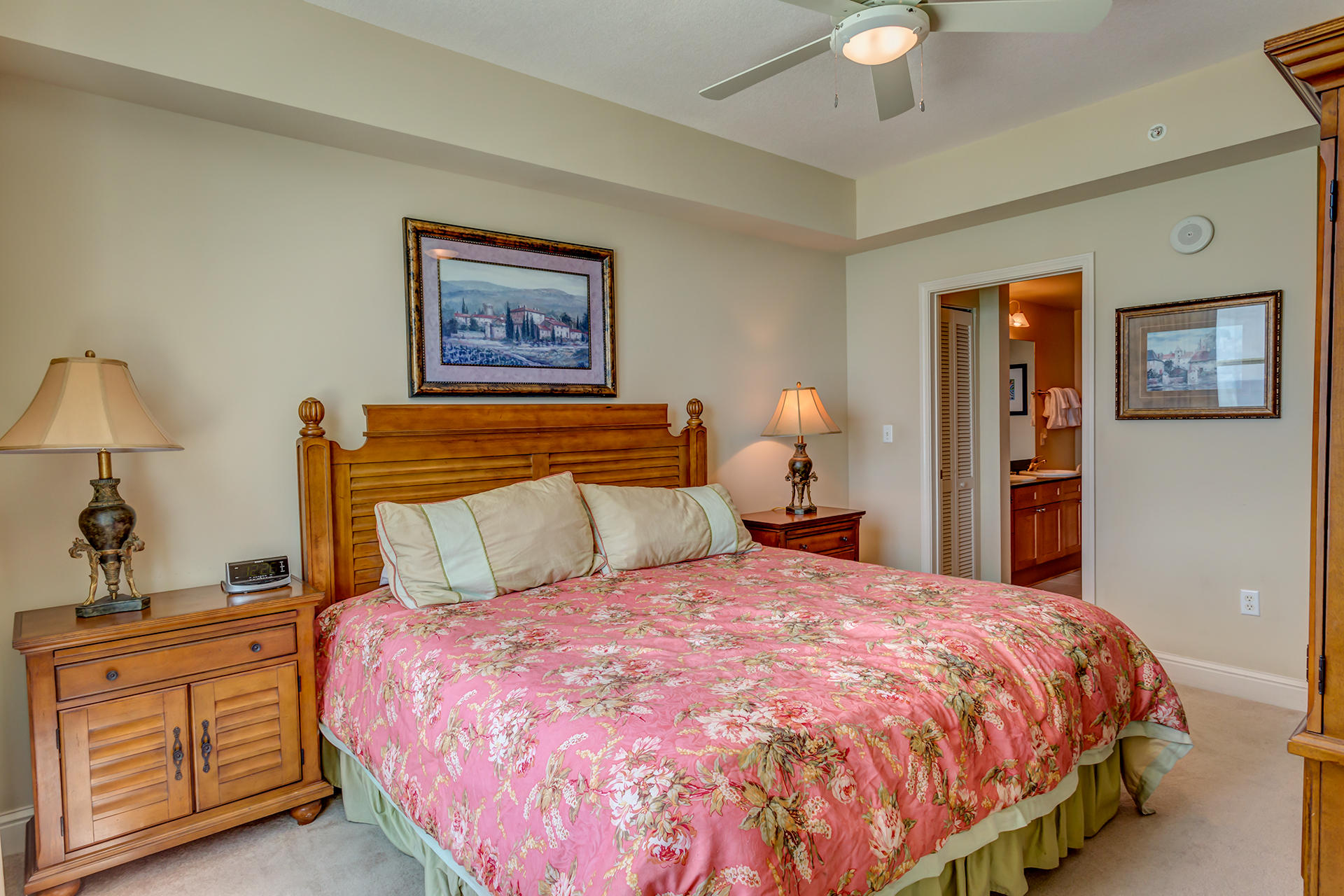 AQUA BEACHSIDE RESORT - Residential