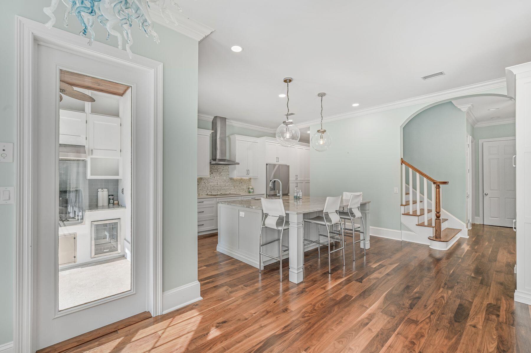 ISLAND GREEN - Residential