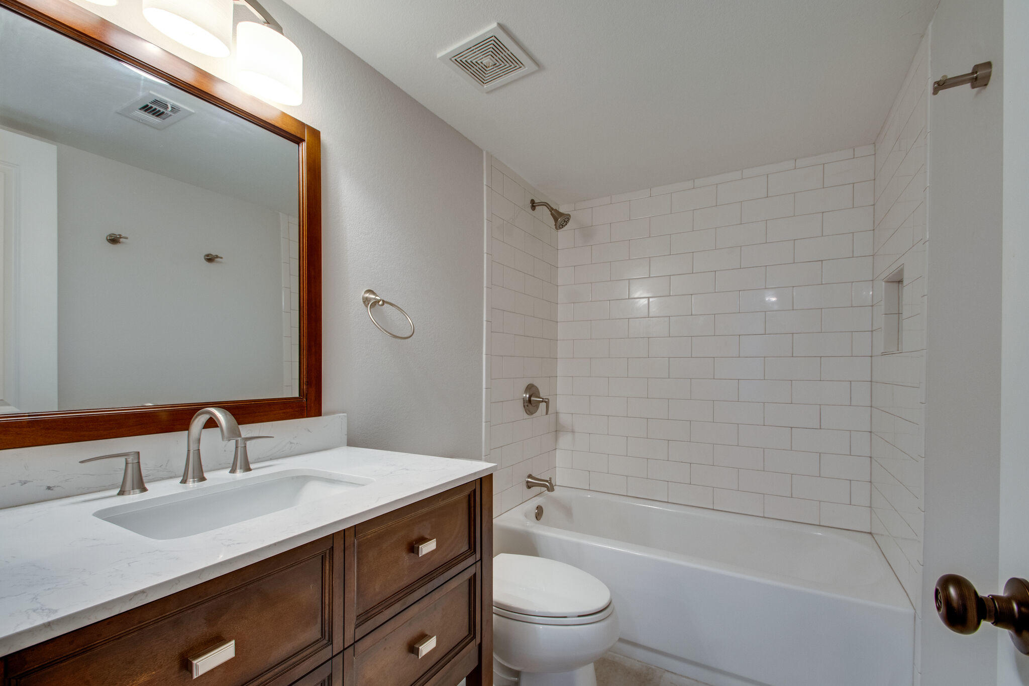 VALENCIA CONDO - Residential