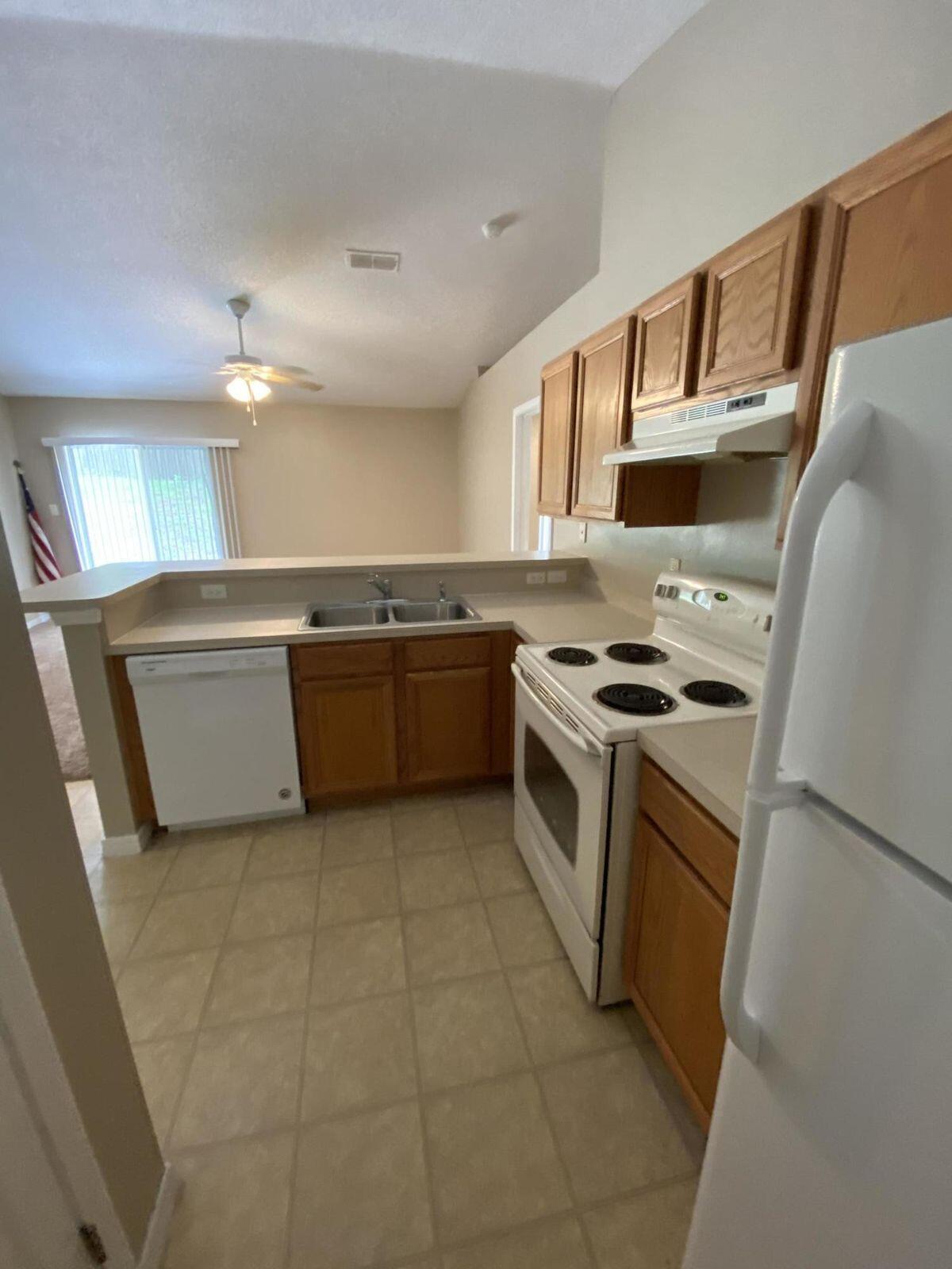 RIDGE CREST PH I - Residential