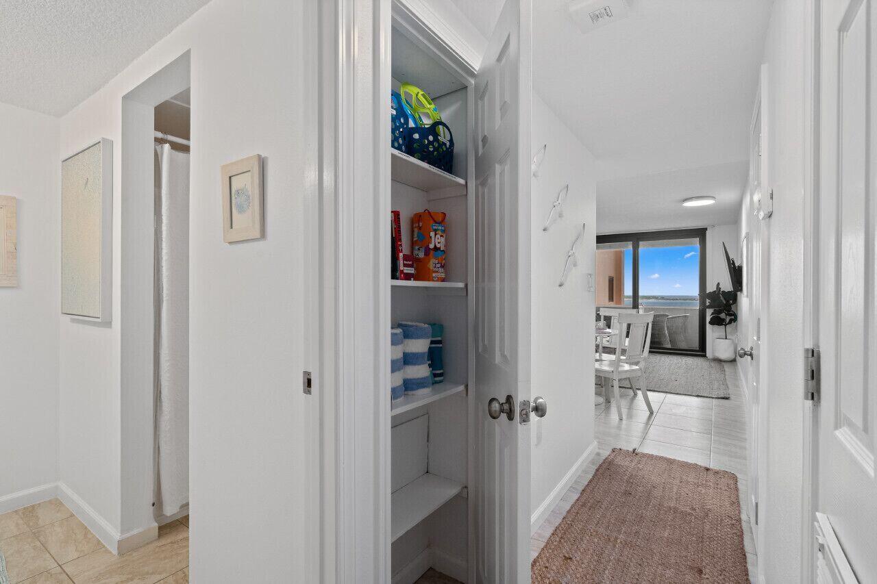 JETTY EAST CONDO - Residential