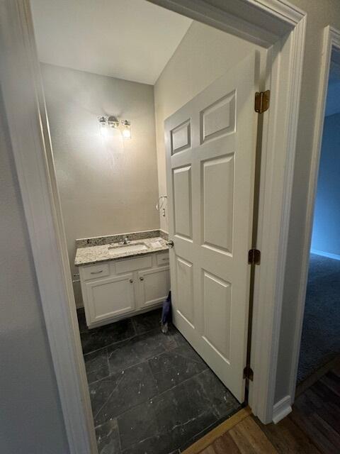 HERITAGE MANOR - Residential Lease