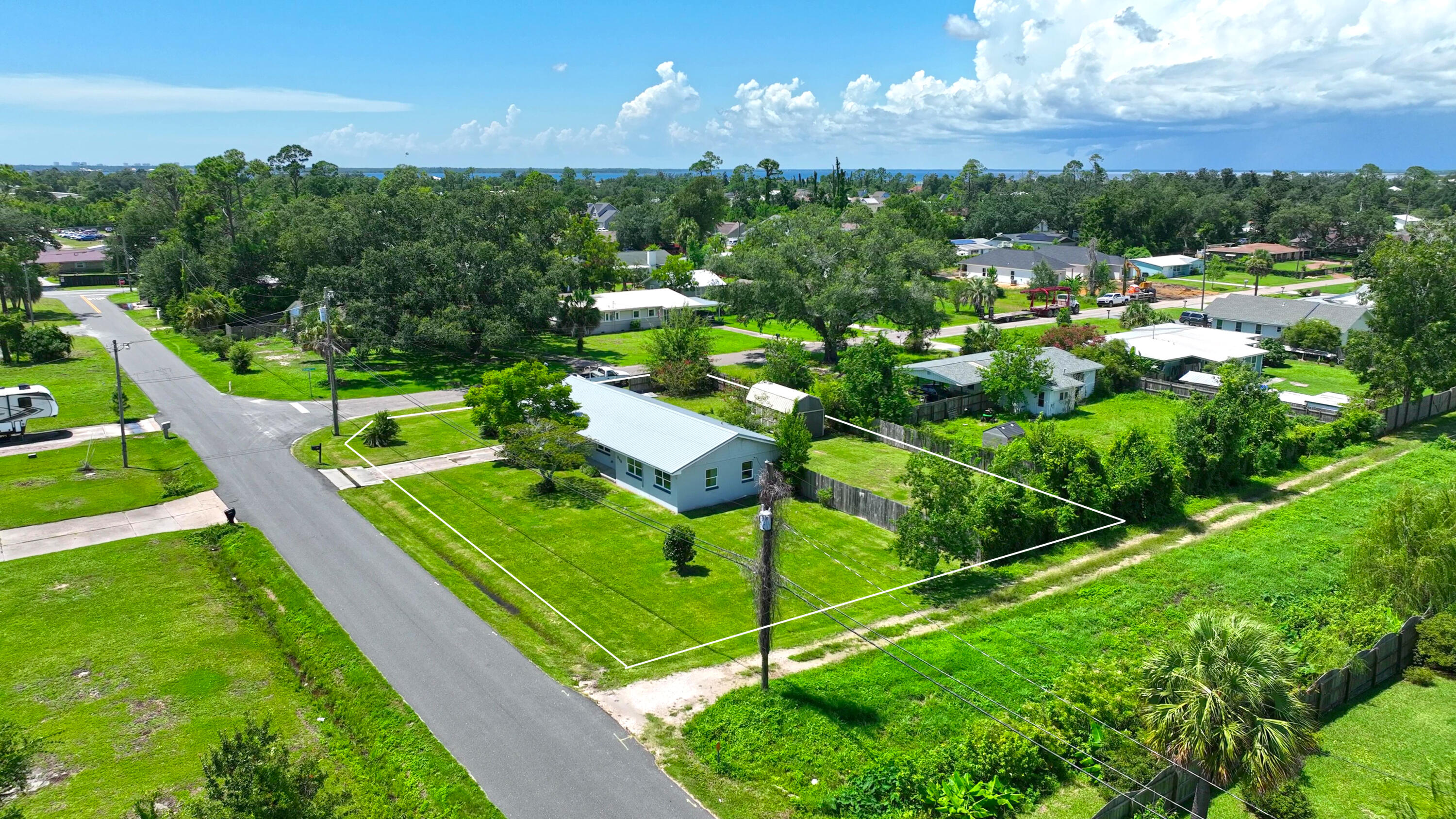PRETTY BAYOU HEIGHTS 2ND ADDN - Residential