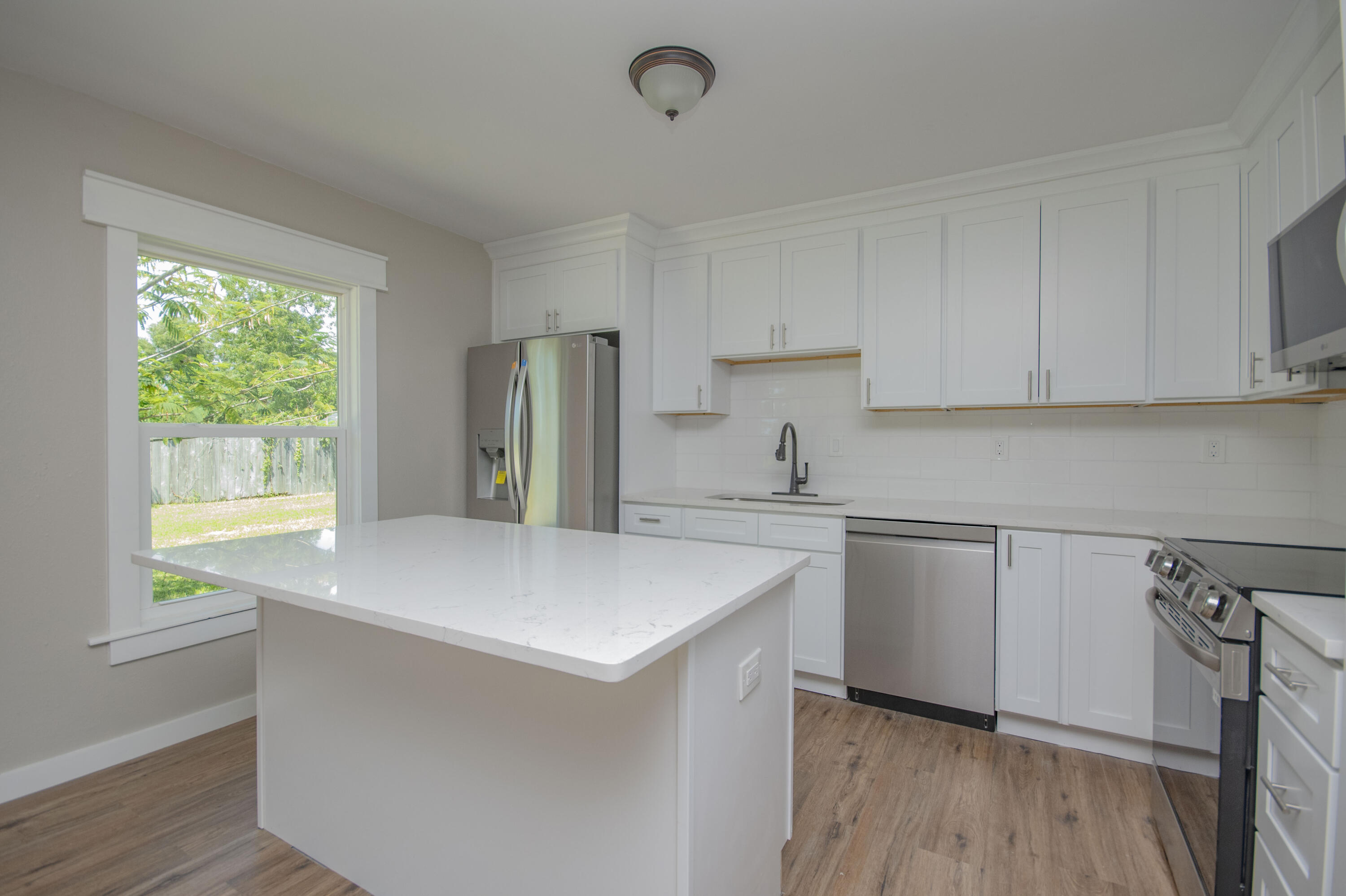 PRETTY BAYOU HEIGHTS 2ND ADDN - Residential